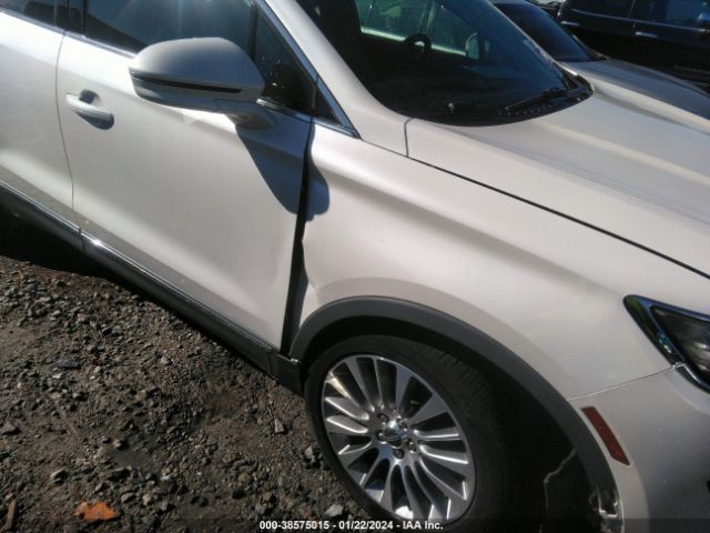 Photo 5 VIN: 5LMCJ3D94HUL04353 - LINCOLN MKC 