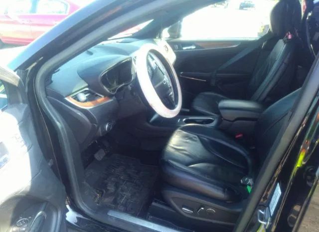 Photo 4 VIN: 5LMCJ3D94HUL27986 - LINCOLN MKC 