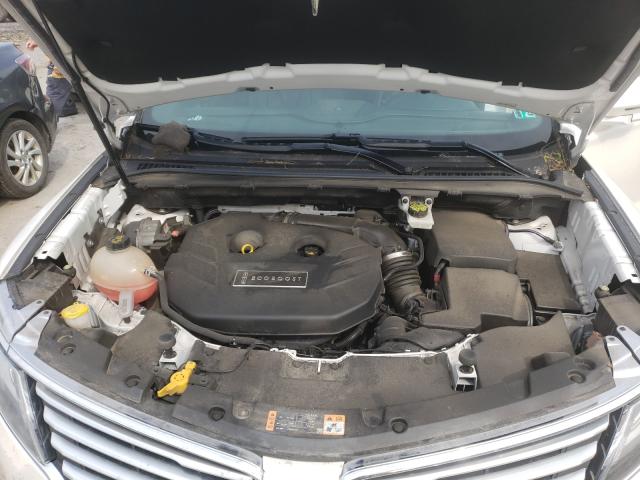 Photo 6 VIN: 5LMCJ3D94HUL35246 - LINCOLN MKC 