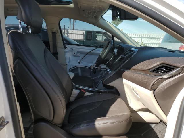 Photo 4 VIN: 5LMCJ3D94KUL45394 - LINCOLN MKC RESERV 