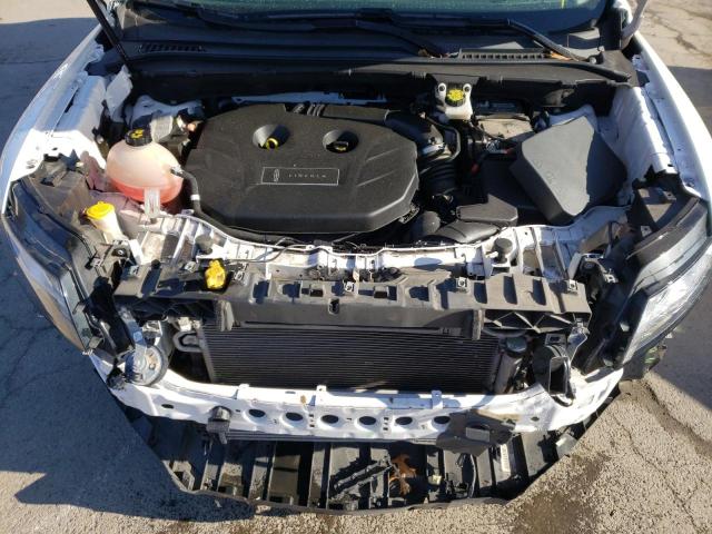 Photo 11 VIN: 5LMCJ3D95KUL25218 - LINCOLN MKC 