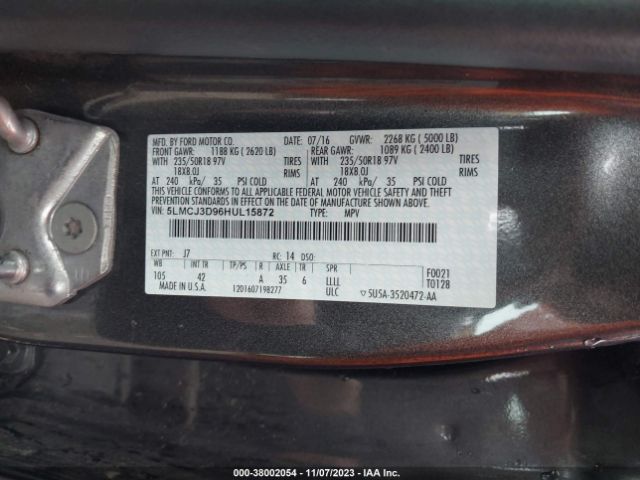 Photo 8 VIN: 5LMCJ3D96HUL15872 - LINCOLN MKC 