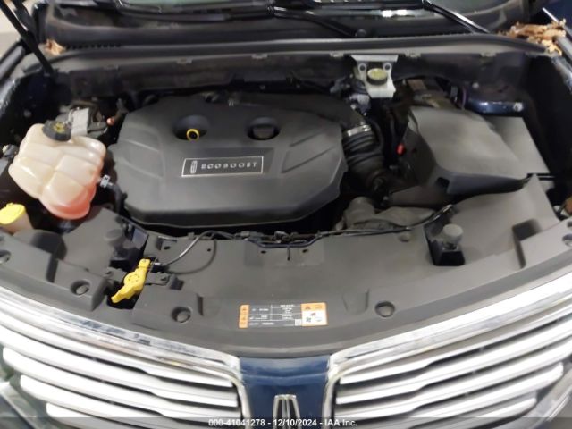 Photo 9 VIN: 5LMCJ3D97GUJ22077 - LINCOLN MKC 