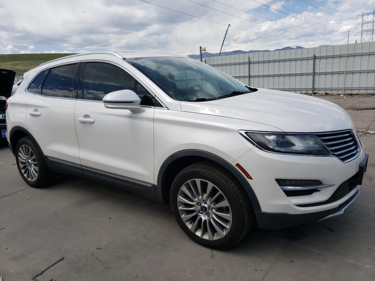 Photo 3 VIN: 5LMCJ3D97GUJ31068 - LINCOLN MKC 