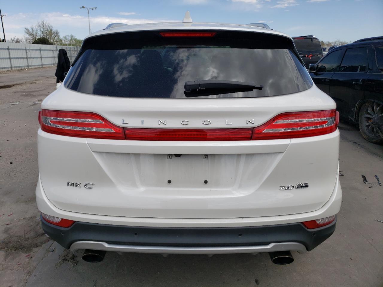 Photo 5 VIN: 5LMCJ3D97GUJ31068 - LINCOLN MKC 