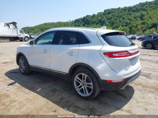 Photo 2 VIN: 5LMCJ3D97KUL51643 - LINCOLN MKC 