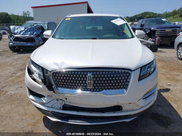 Photo 5 VIN: 5LMCJ3D97KUL51643 - LINCOLN MKC 