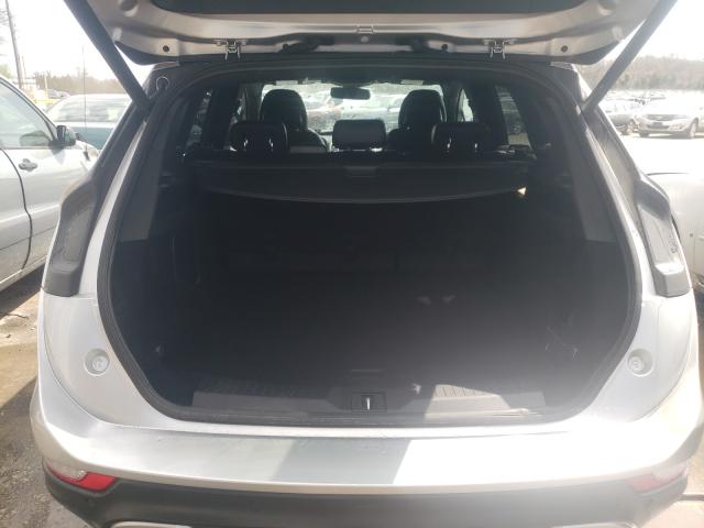 Photo 8 VIN: 5LMCJ3D99JUL28718 - LINCOLN MKC 