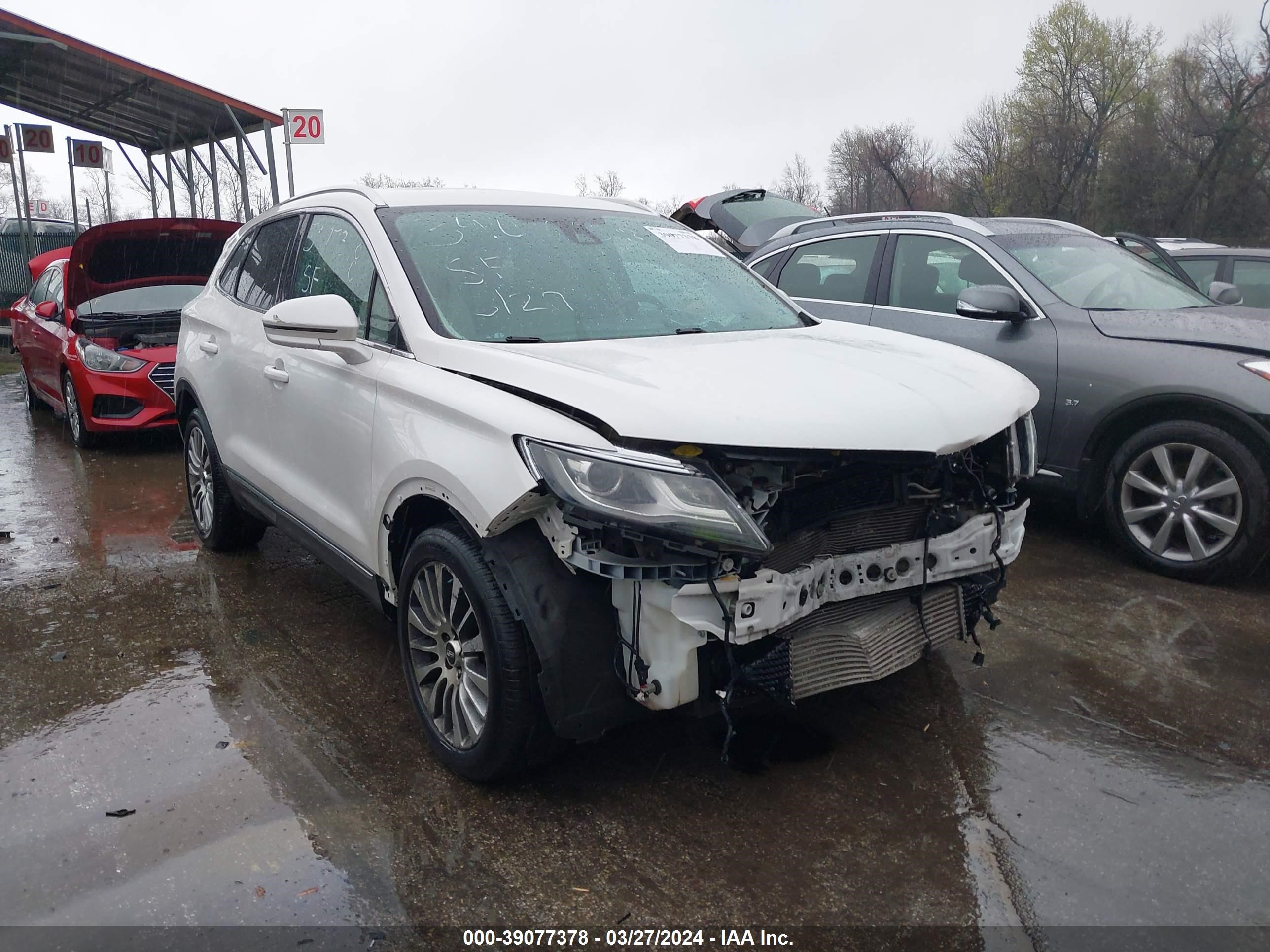 Photo 0 VIN: 5LMCJ3D9XHUL01764 - LINCOLN MKC 