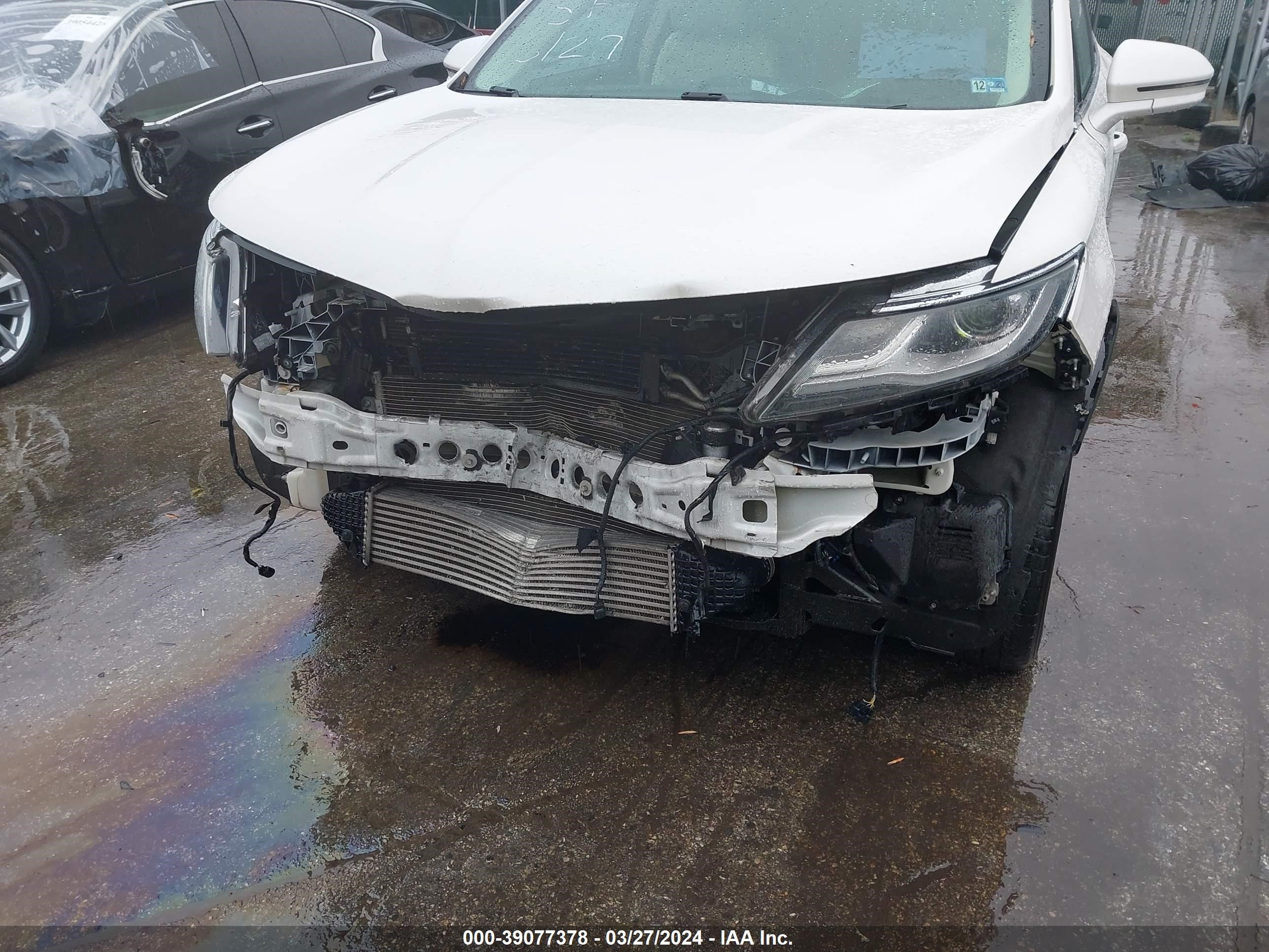 Photo 5 VIN: 5LMCJ3D9XHUL01764 - LINCOLN MKC 