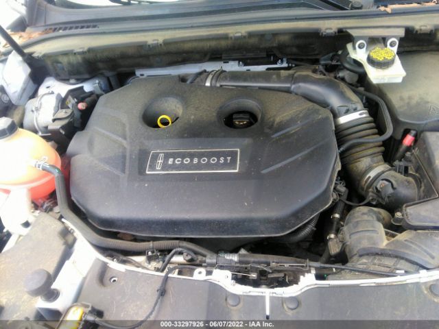 Photo 9 VIN: 5LMCJ3D9XHUL07404 - LINCOLN MKC 