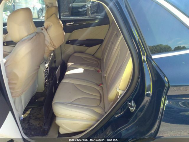 Photo 7 VIN: 5LMCJ3D9XJUL13662 - LINCOLN MKC 