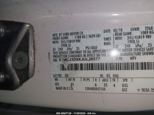 Photo 8 VIN: 5LMCJ3D9XJUL20577 - LINCOLN MKC 