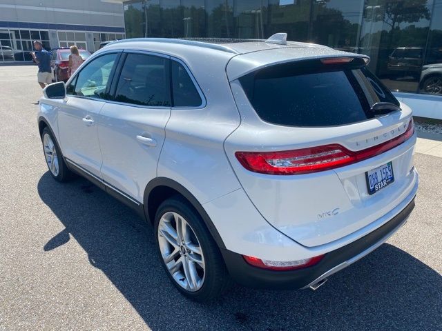 Photo 2 VIN: 5LMCJ3D9XJUL23091 - LINCOLN MKC 