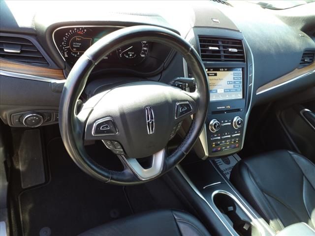 Photo 6 VIN: 5LMCJ3D9XKUL34402 - LINCOLN MKC 