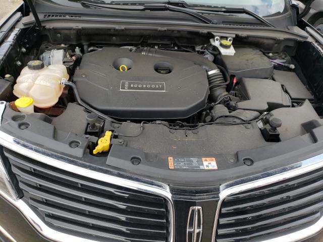 Photo 6 VIN: 5LMCJ4D99GUJ14889 - LINCOLN MKC BLACK 