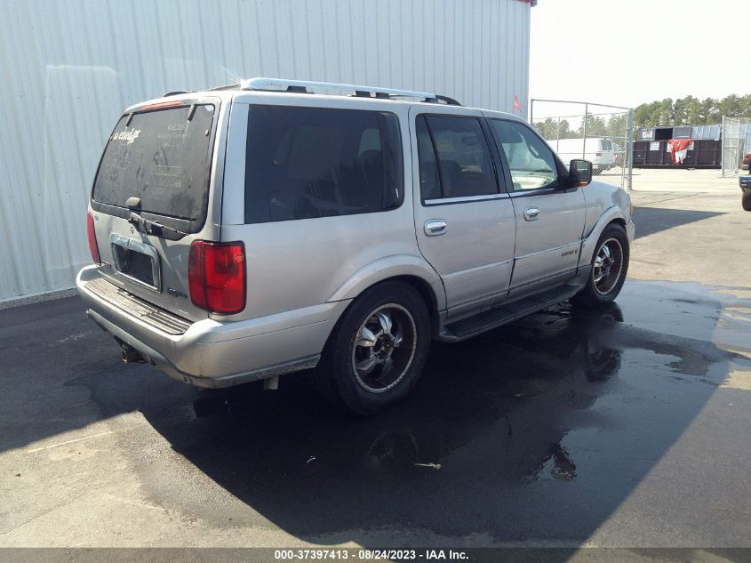 Photo 3 VIN: 5LMEU27A2YLJ30322 - LINCOLN NAVIGATOR 