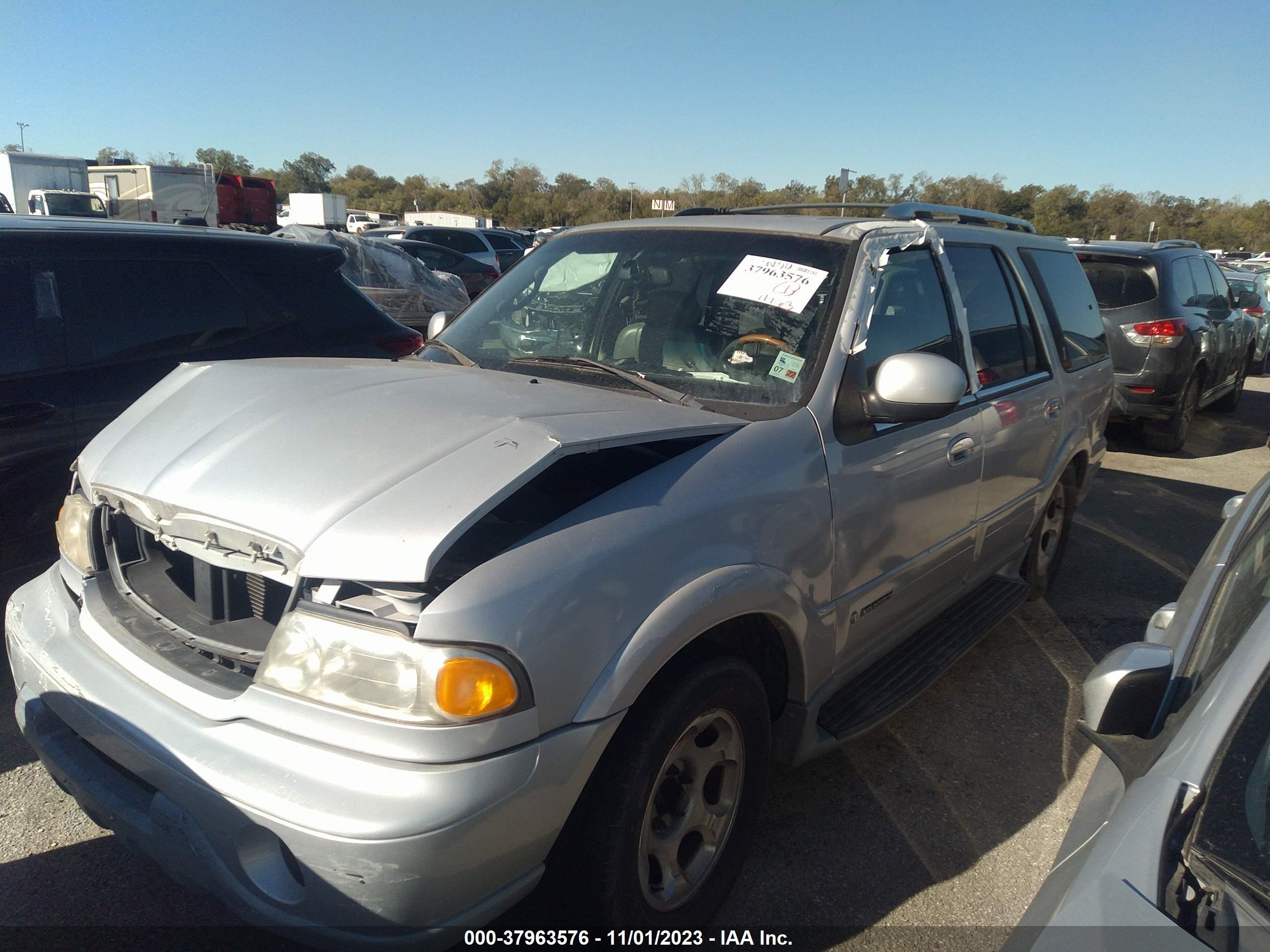 Photo 1 VIN: 5LMEU27A5YLJ30038 - LINCOLN NAVIGATOR 