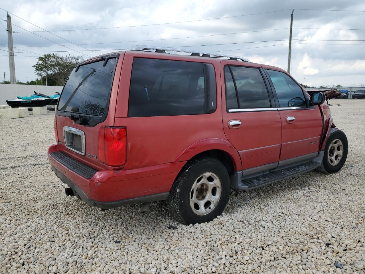 Photo 2 VIN: 5LMEU27A6YLJ32011 - LINCOLN NAVIGATOR 