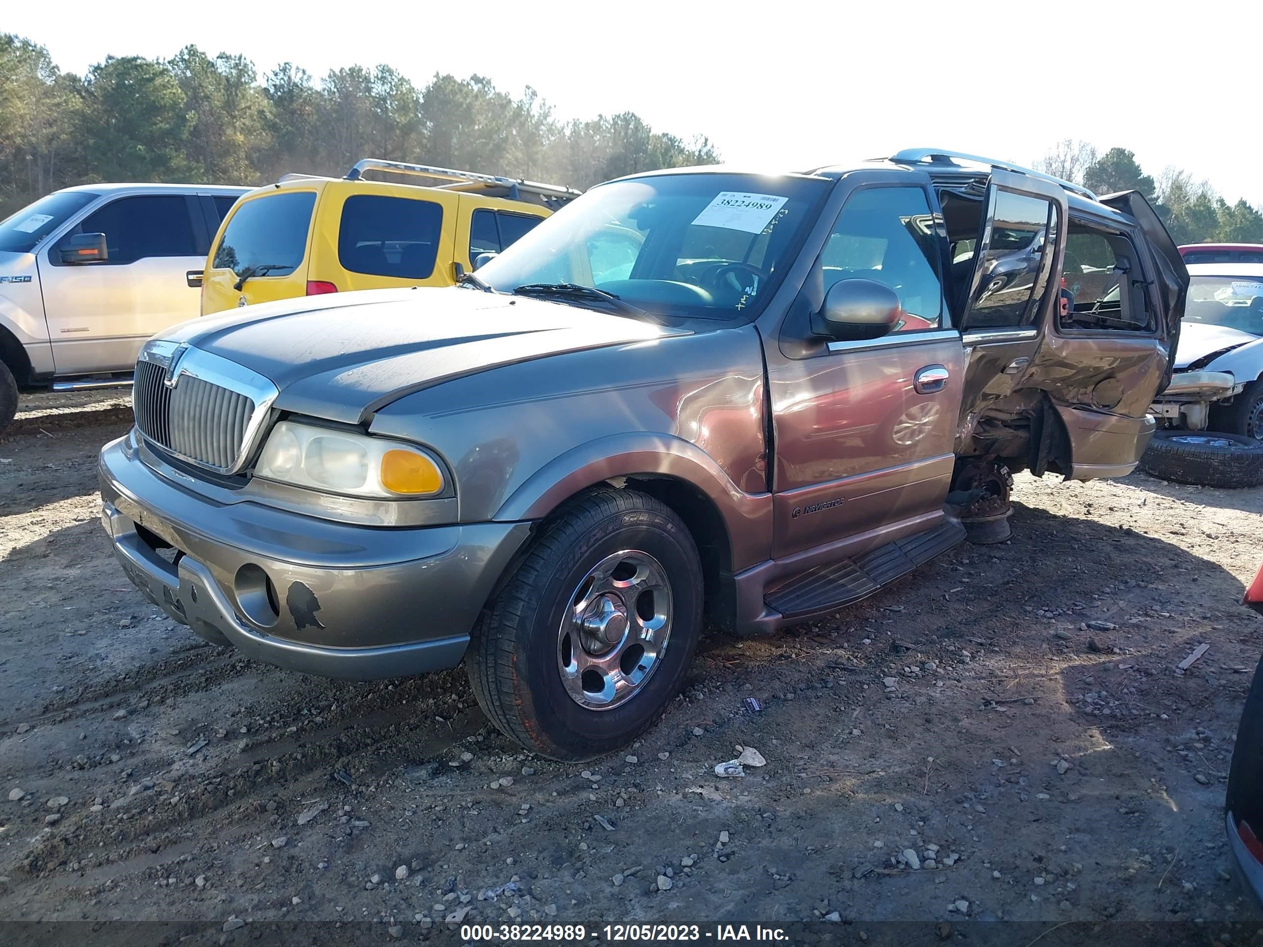 Photo 1 VIN: 5LMEU27R21LJ23320 - LINCOLN NAVIGATOR 