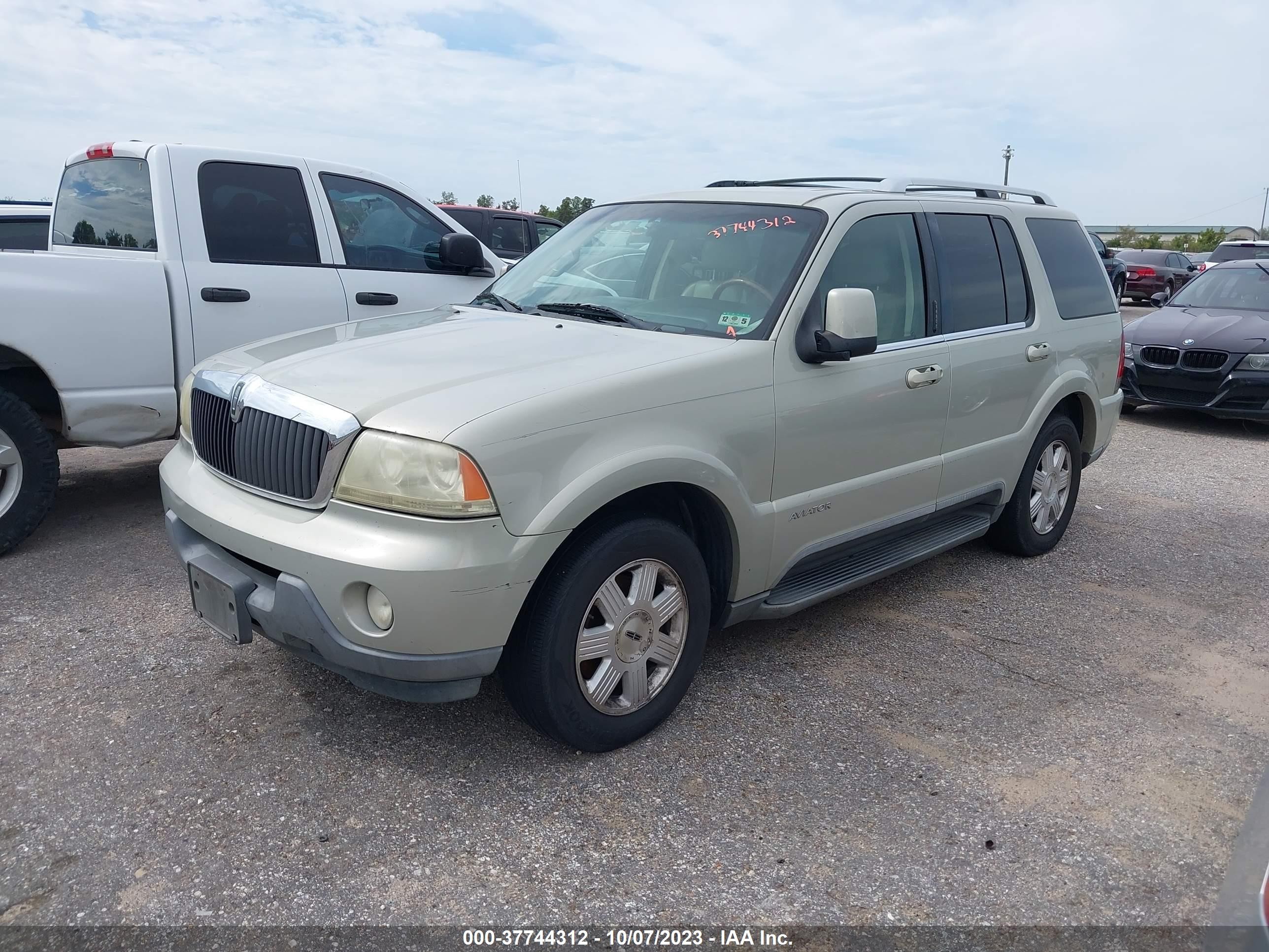 Photo 1 VIN: 5LMEU68H13ZJ46097 - LINCOLN AVIATOR 