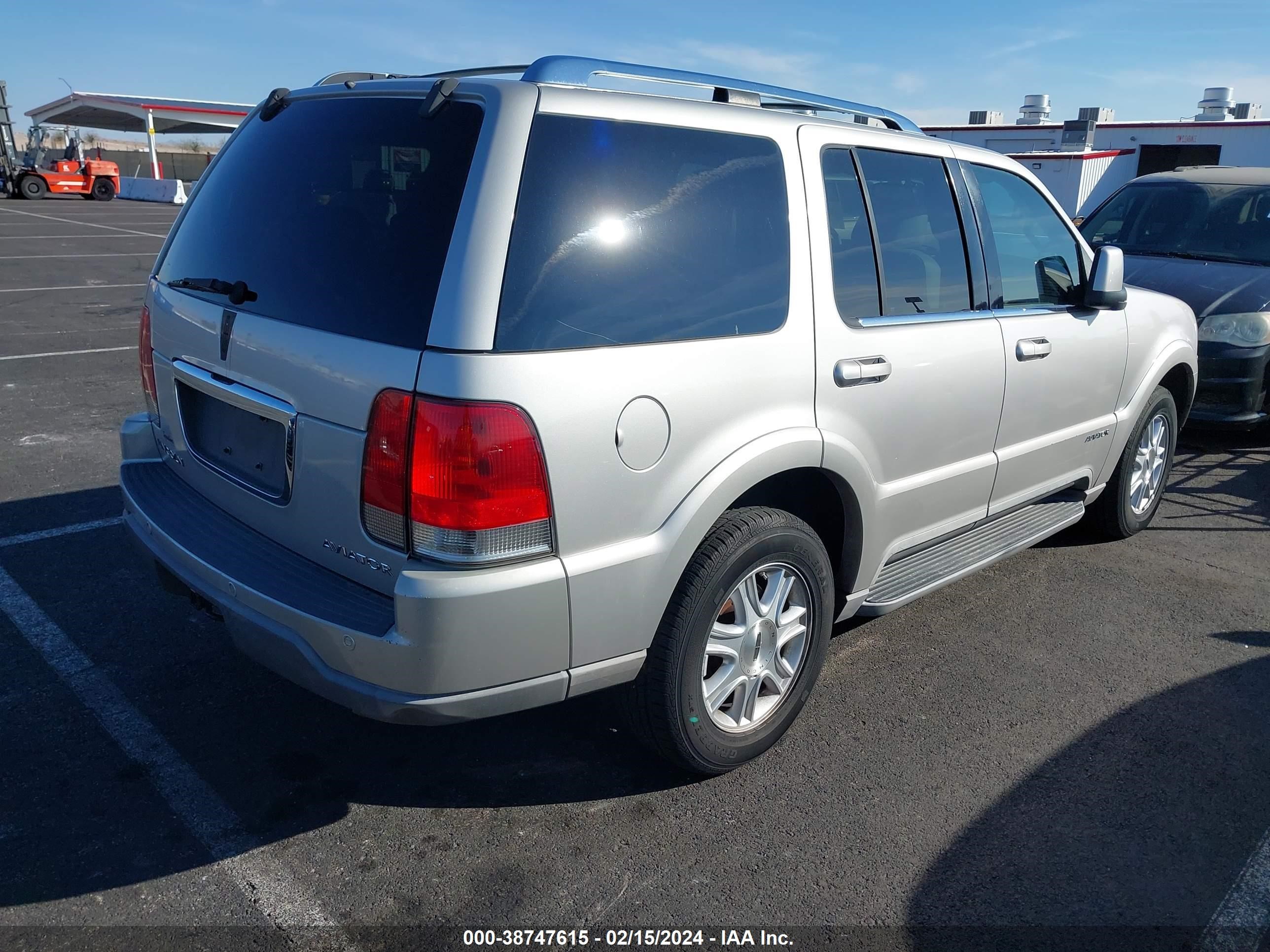 Photo 3 VIN: 5LMEU68H54ZJ53880 - LINCOLN AVIATOR 