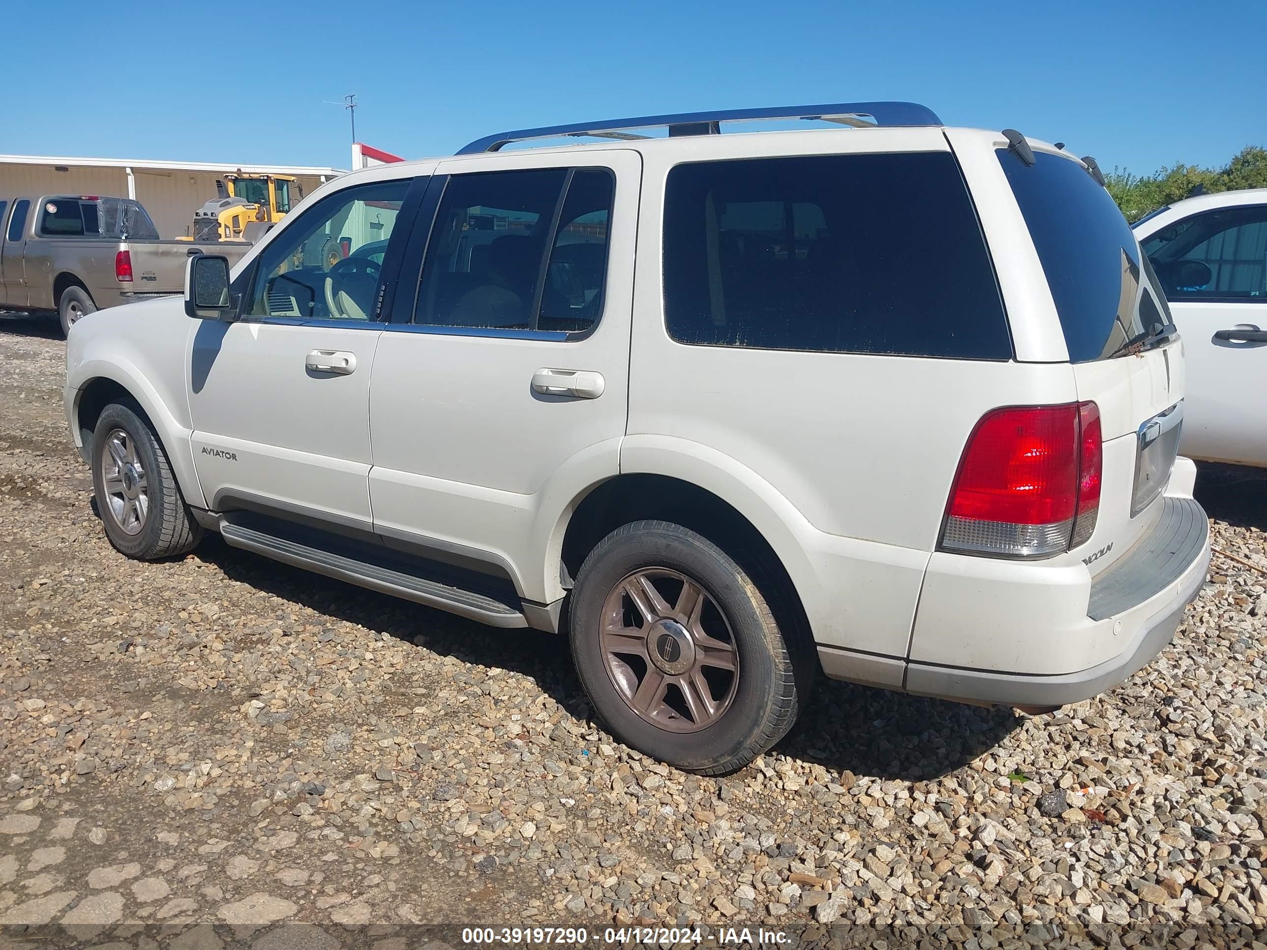 Photo 2 VIN: 5LMEU68H74ZJ47594 - LINCOLN AVIATOR 