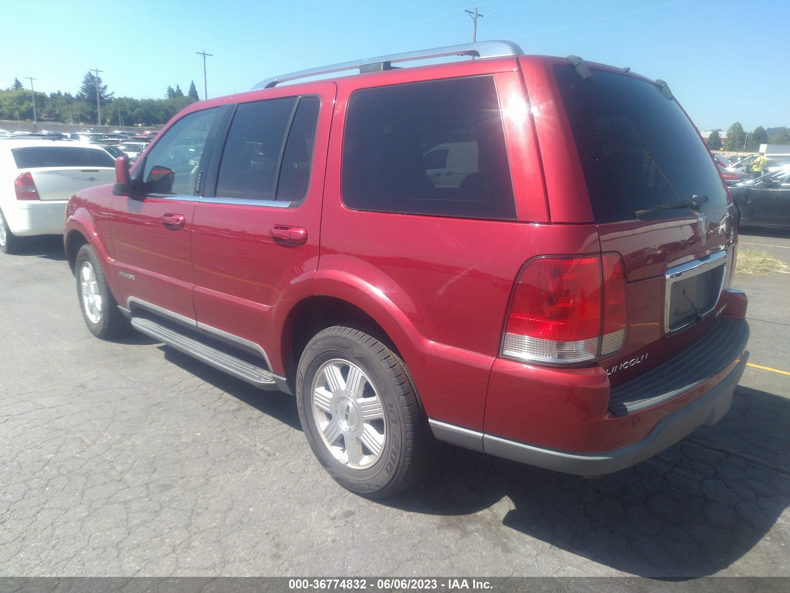 Photo 2 VIN: 5LMEU68HX3ZJ32408 - LINCOLN AVIATOR 