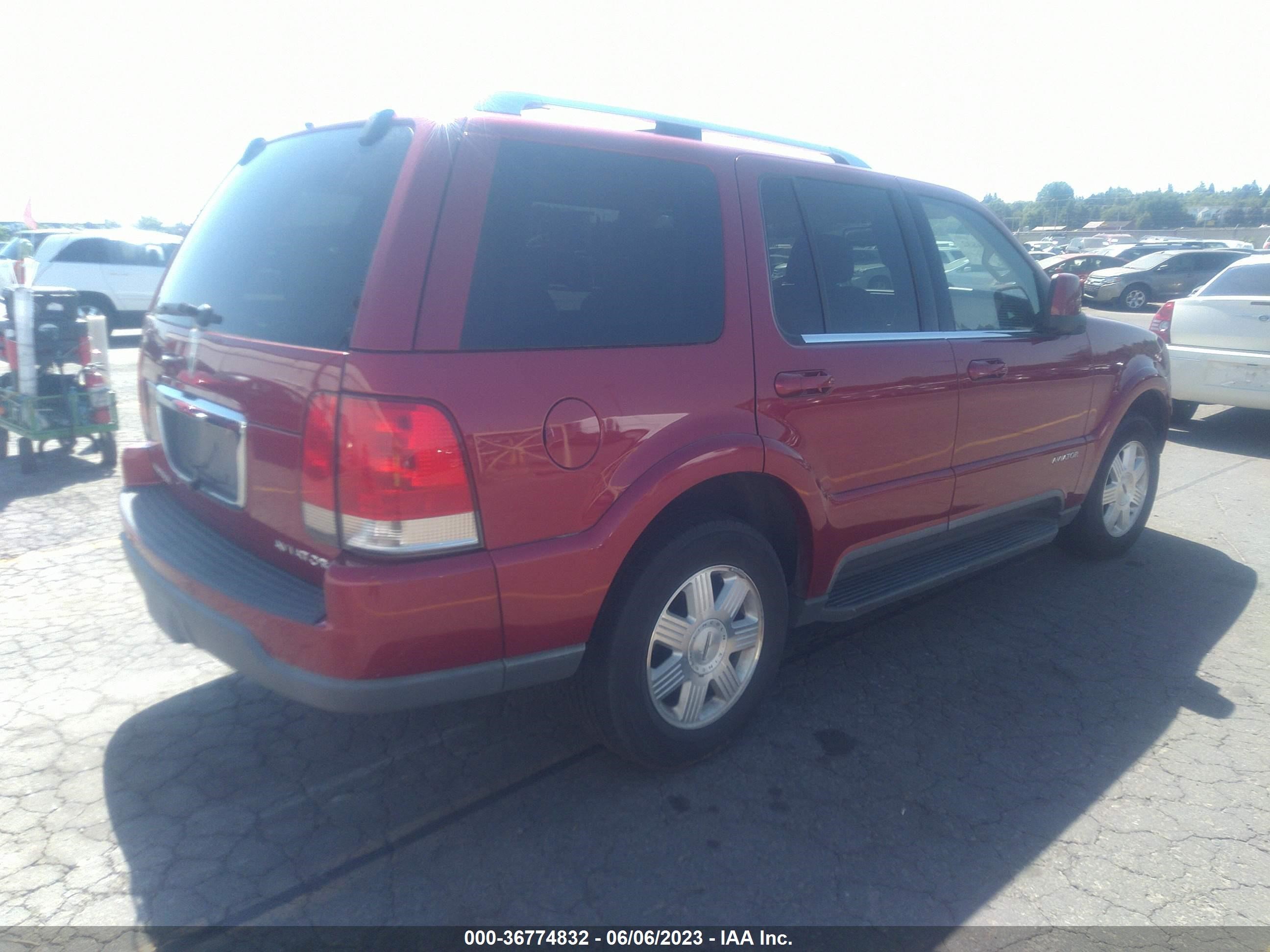 Photo 3 VIN: 5LMEU68HX3ZJ32408 - LINCOLN AVIATOR 