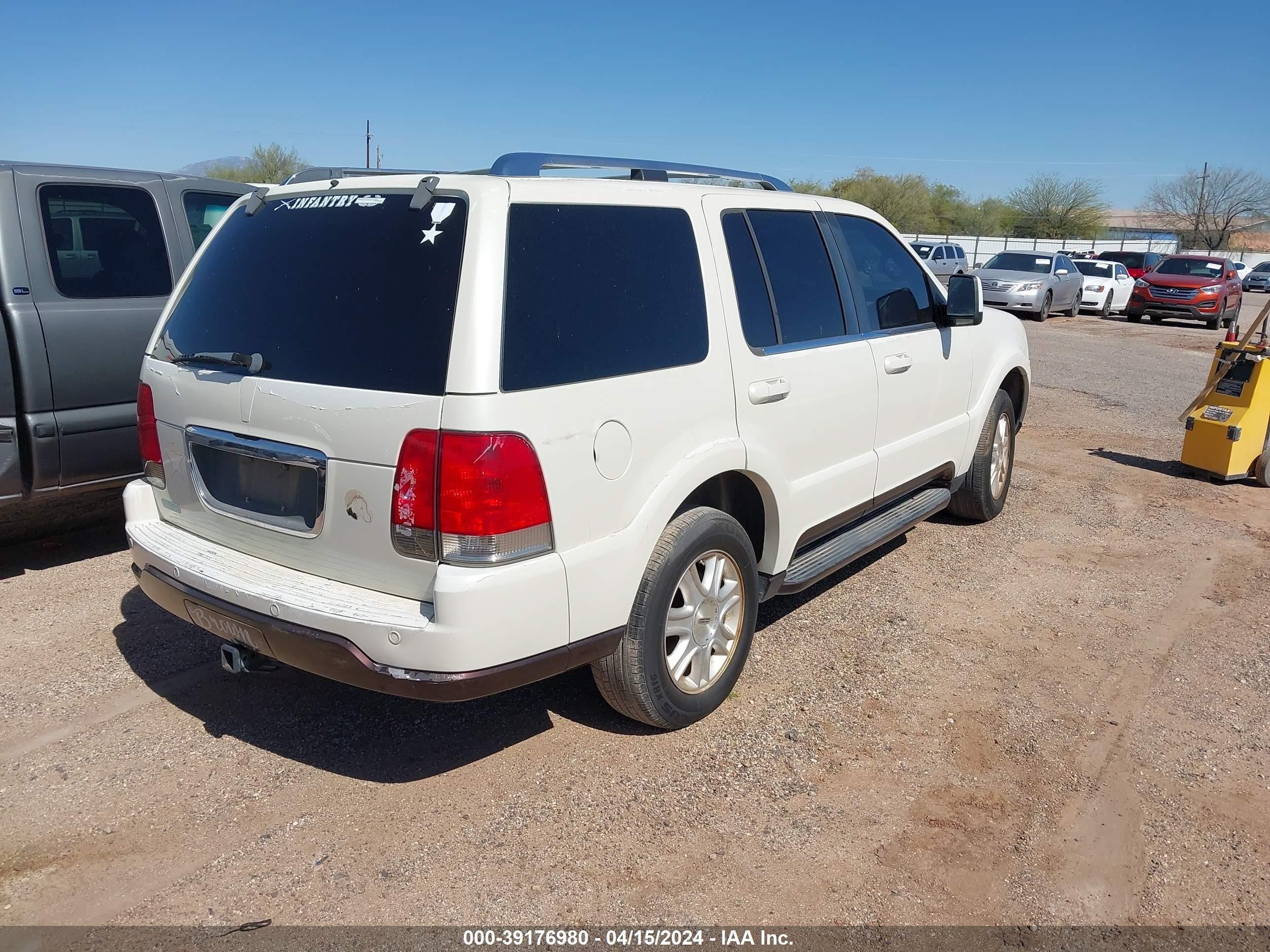 Photo 3 VIN: 5LMEU68HX4ZJ14735 - LINCOLN AVIATOR 