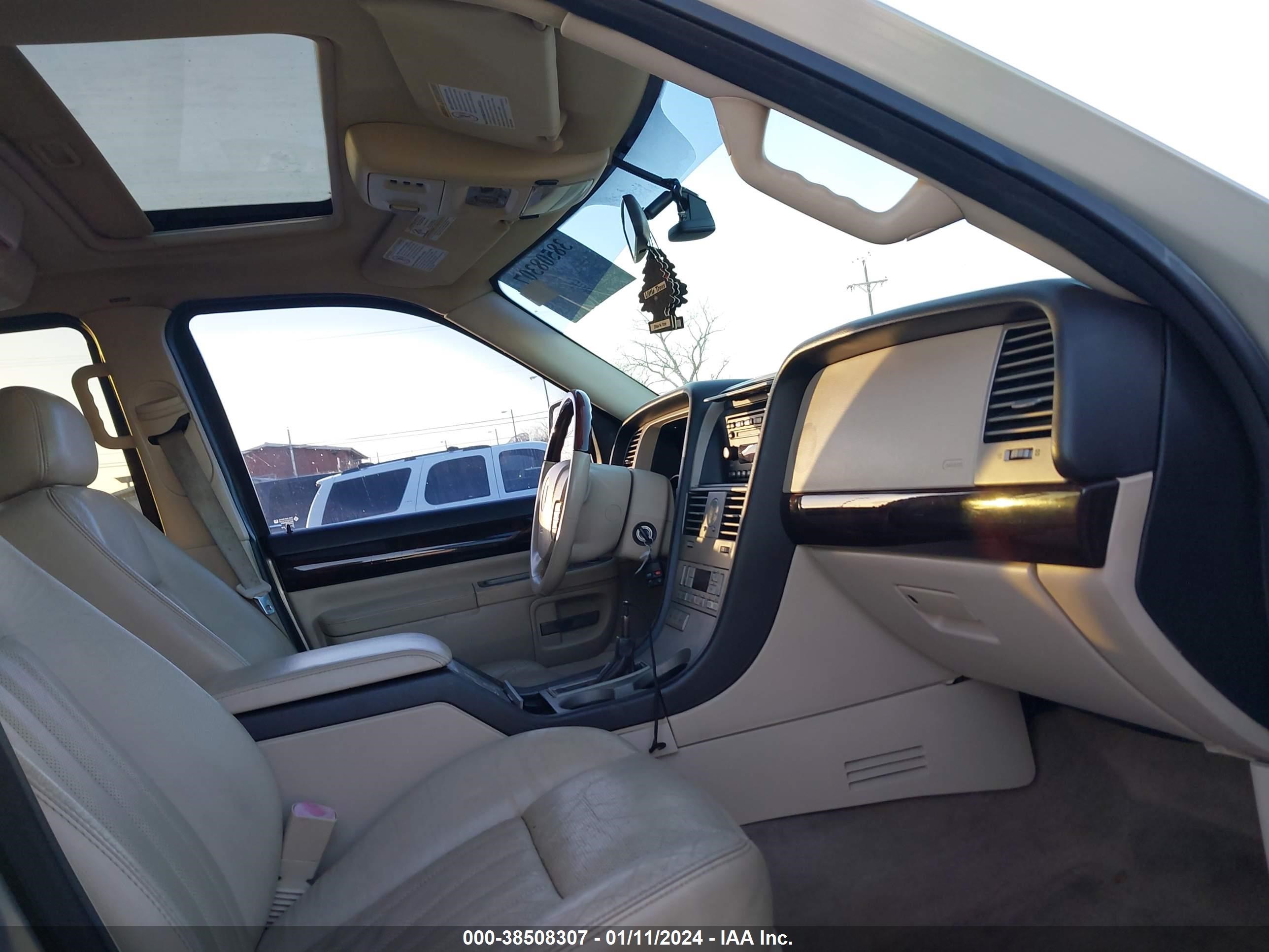 Photo 4 VIN: 5LMEU78H13ZJ34442 - LINCOLN AVIATOR 