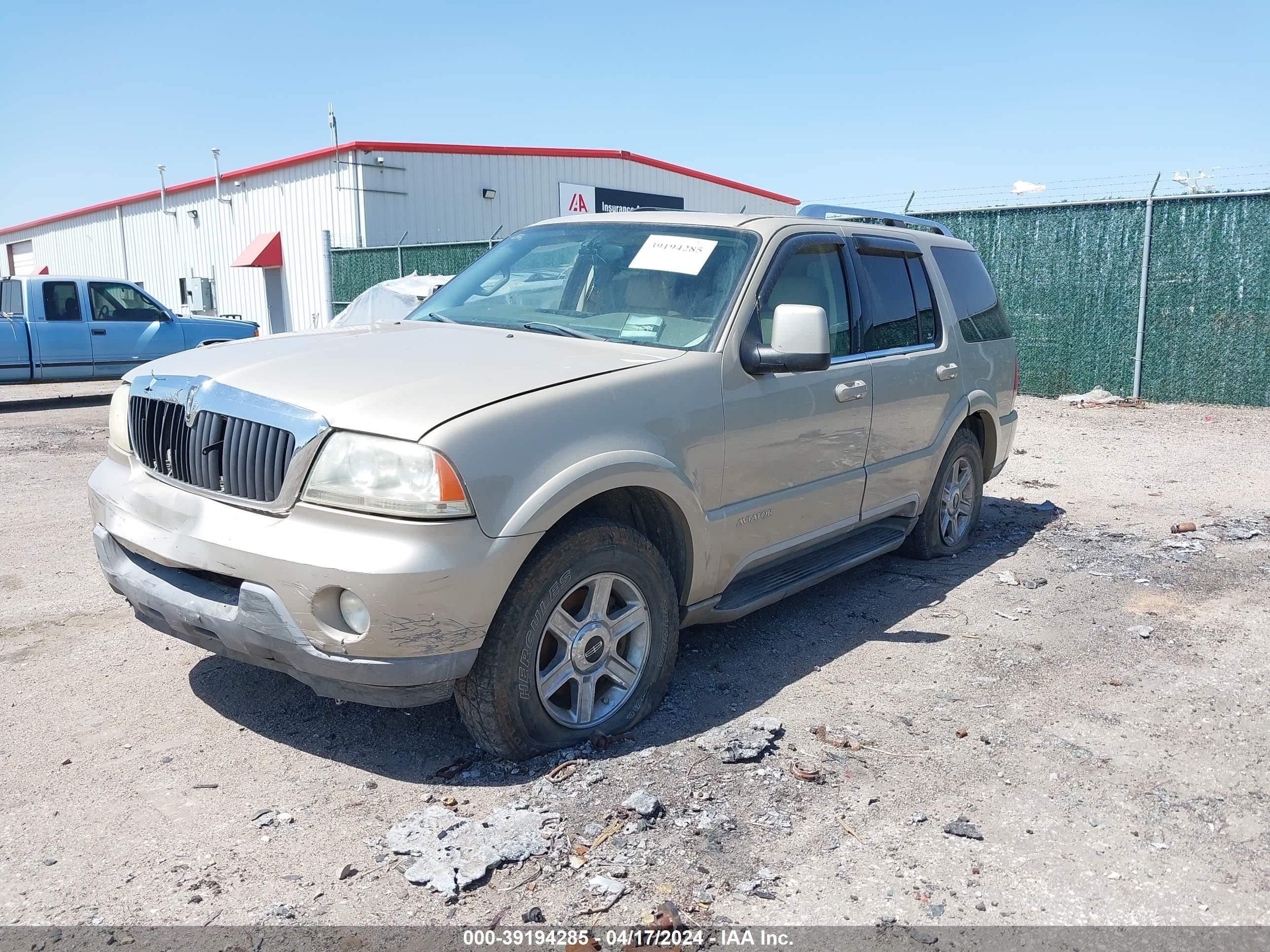 Photo 1 VIN: 5LMEU88H04ZJ28400 - LINCOLN AVIATOR 