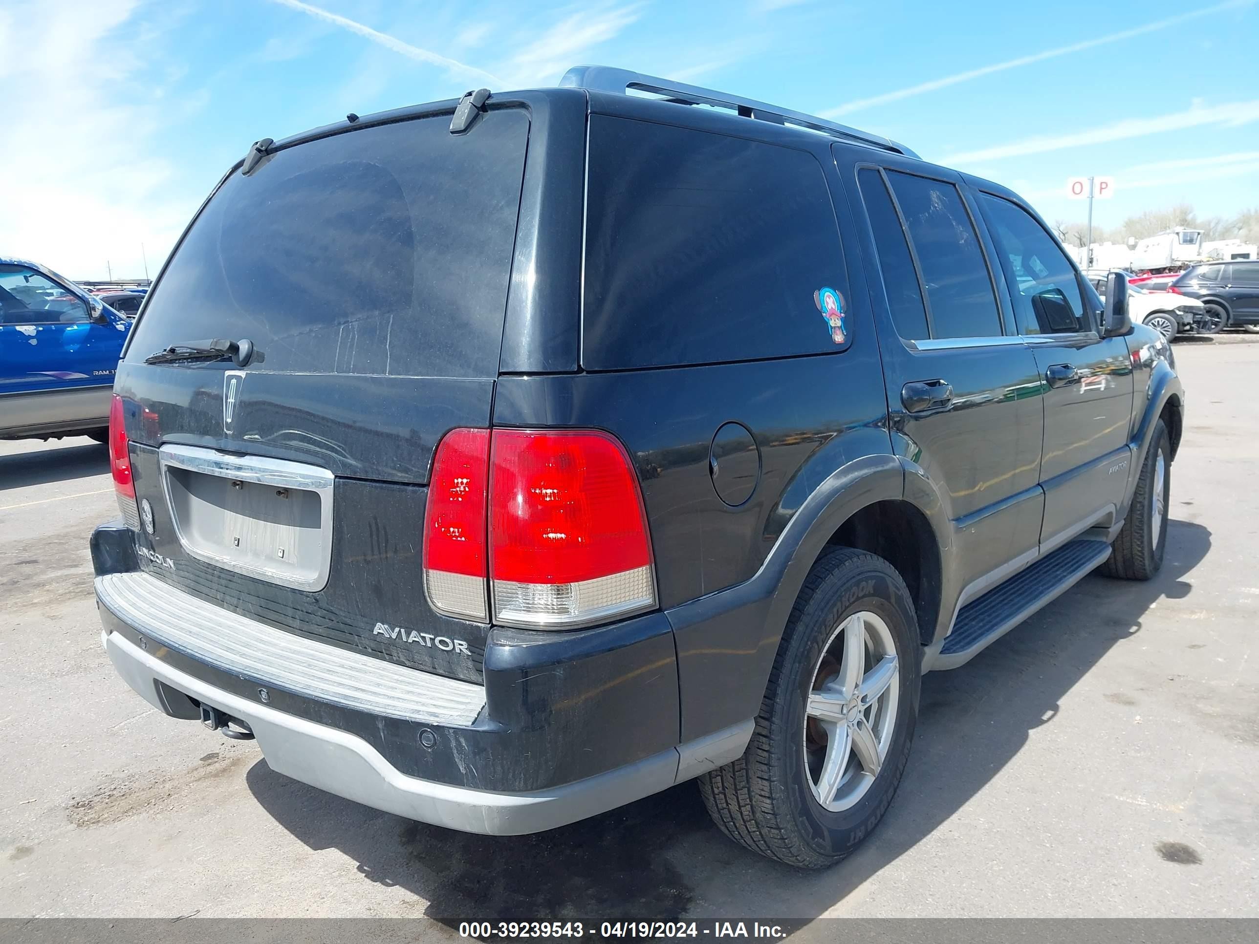 Photo 3 VIN: 5LMEU88H14ZJ17633 - LINCOLN AVIATOR 