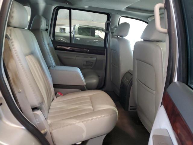 Photo 10 VIN: 5LMEU88H25ZJ32532 - LINCOLN AVIATOR 