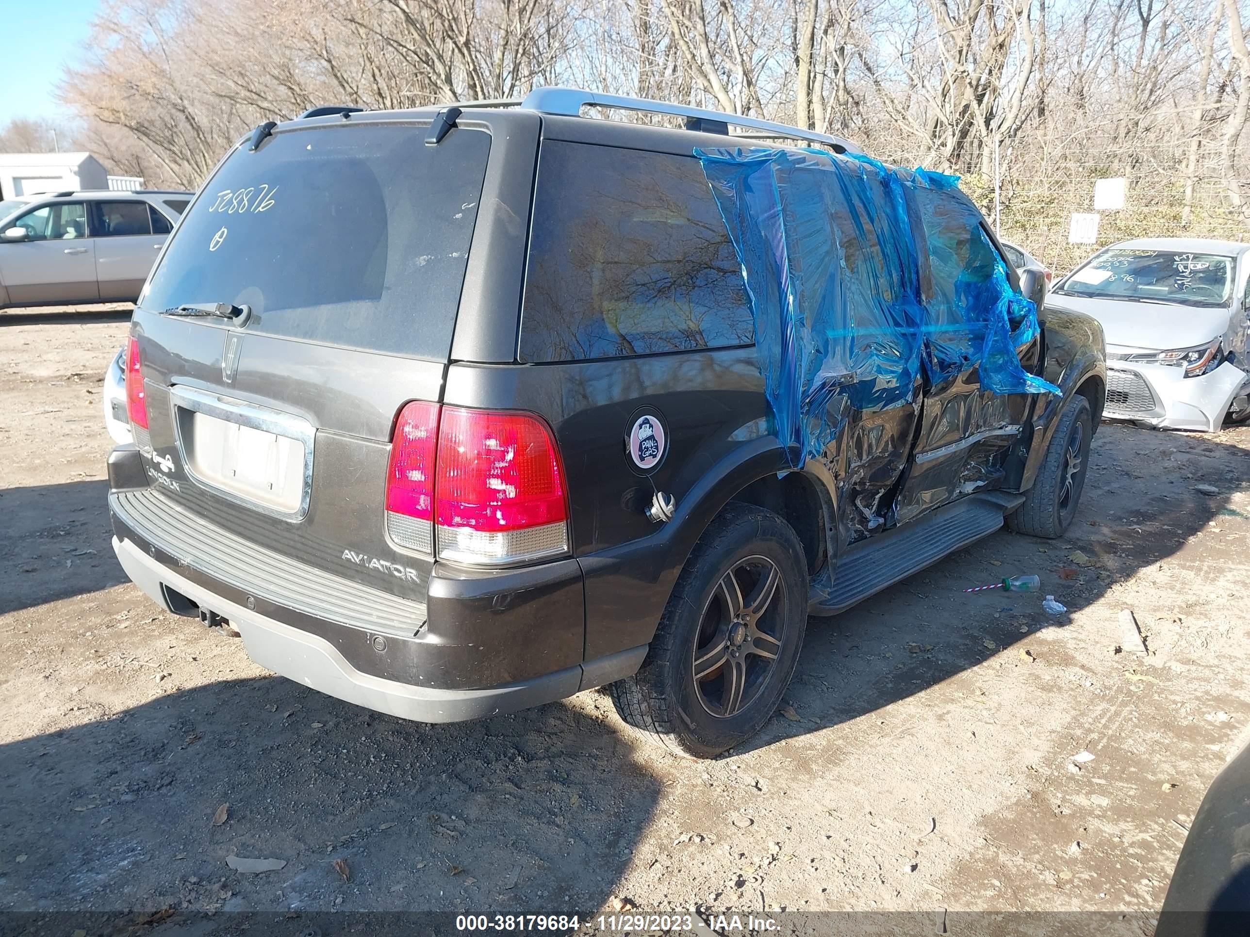 Photo 3 VIN: 5LMEU88H35ZJ28876 - LINCOLN AVIATOR 