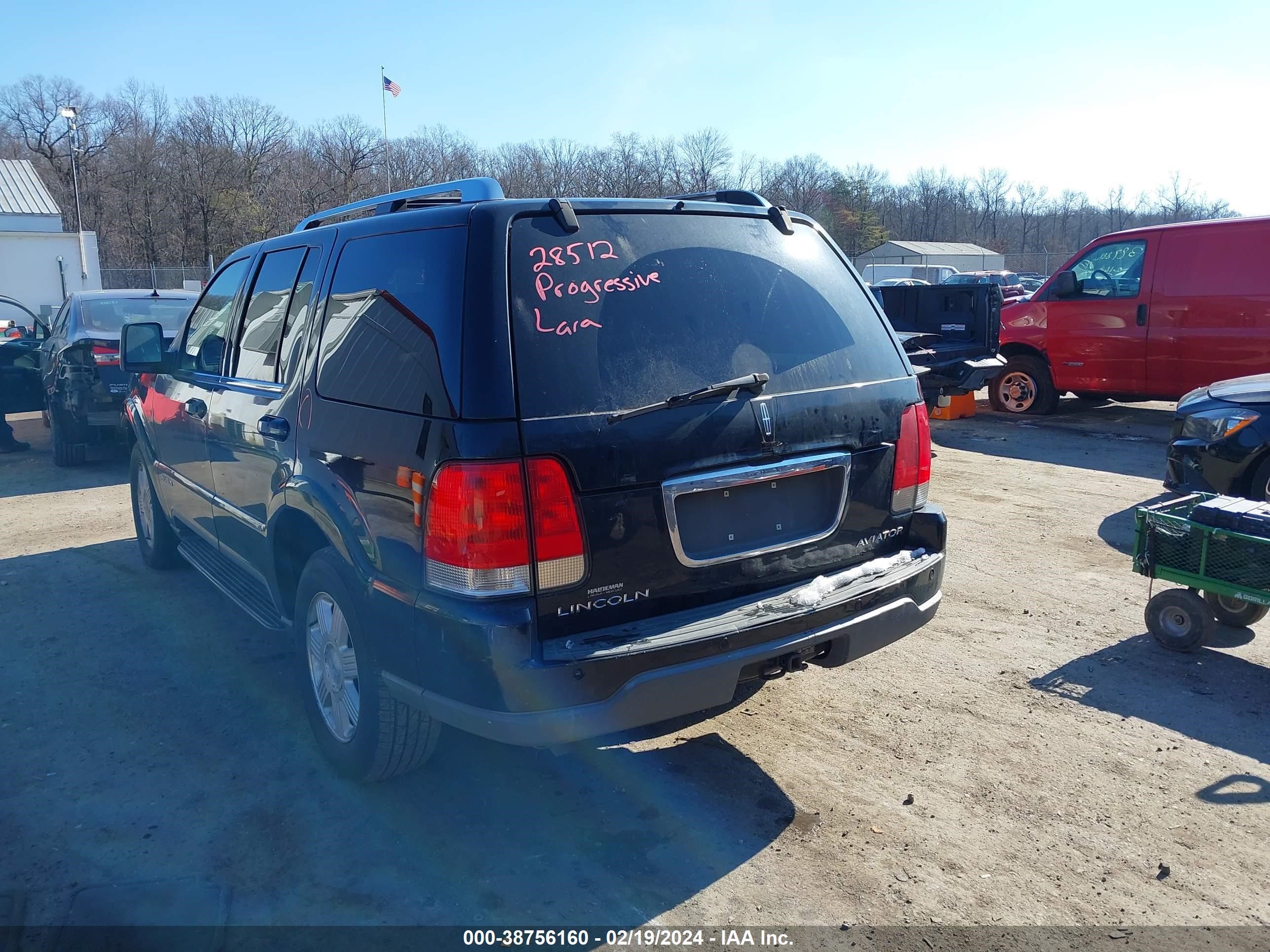 Photo 2 VIN: 5LMEU88H54ZJ31776 - LINCOLN AVIATOR 