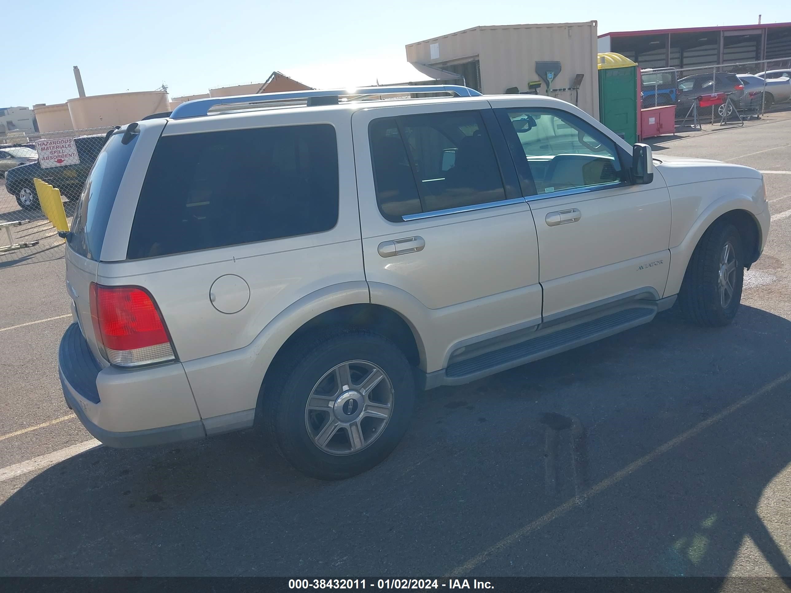 Photo 3 VIN: 5LMEU88H65ZJ13658 - LINCOLN AVIATOR 