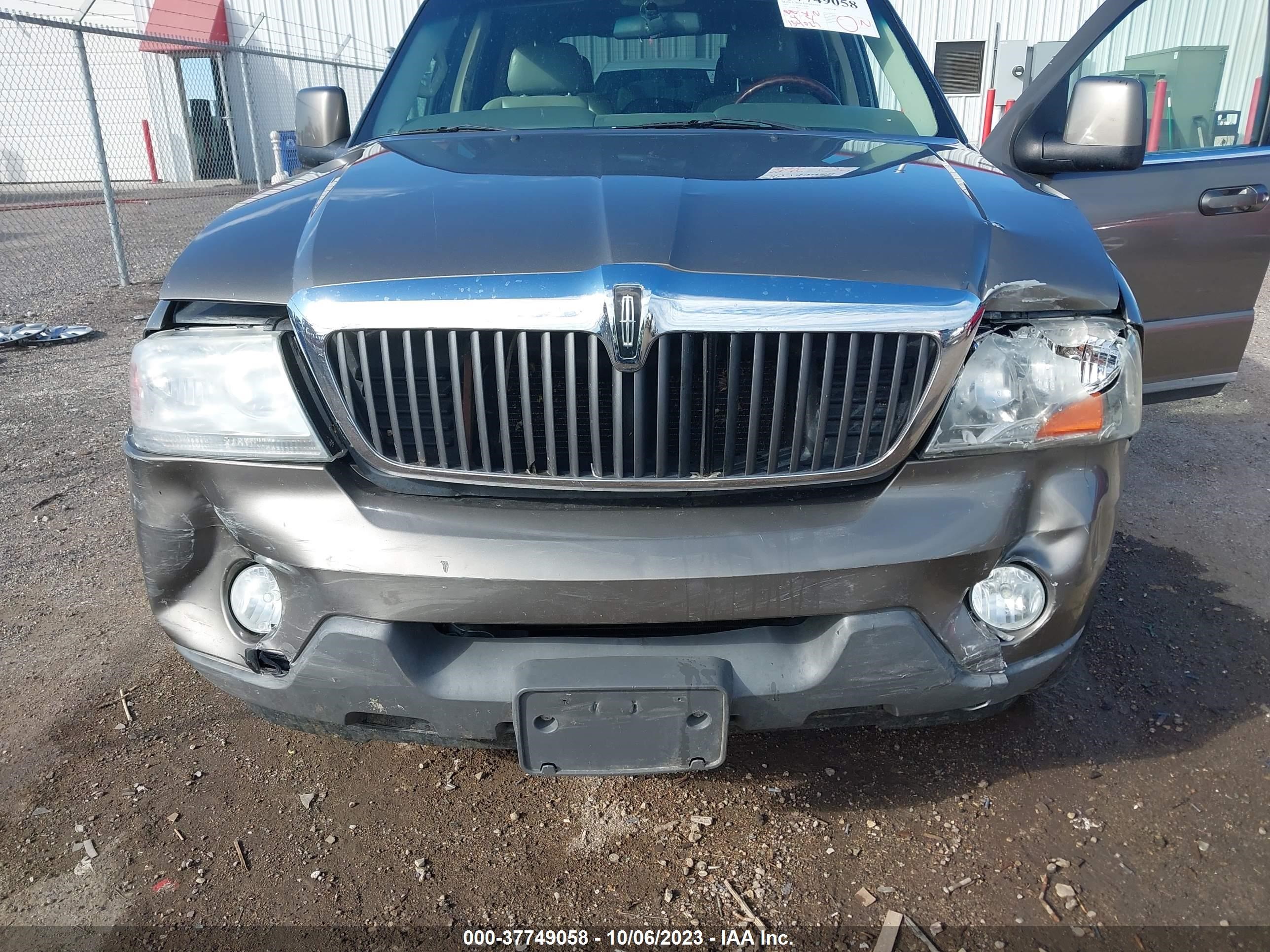 Photo 5 VIN: 5LMEU88H73ZJ25945 - LINCOLN AVIATOR 