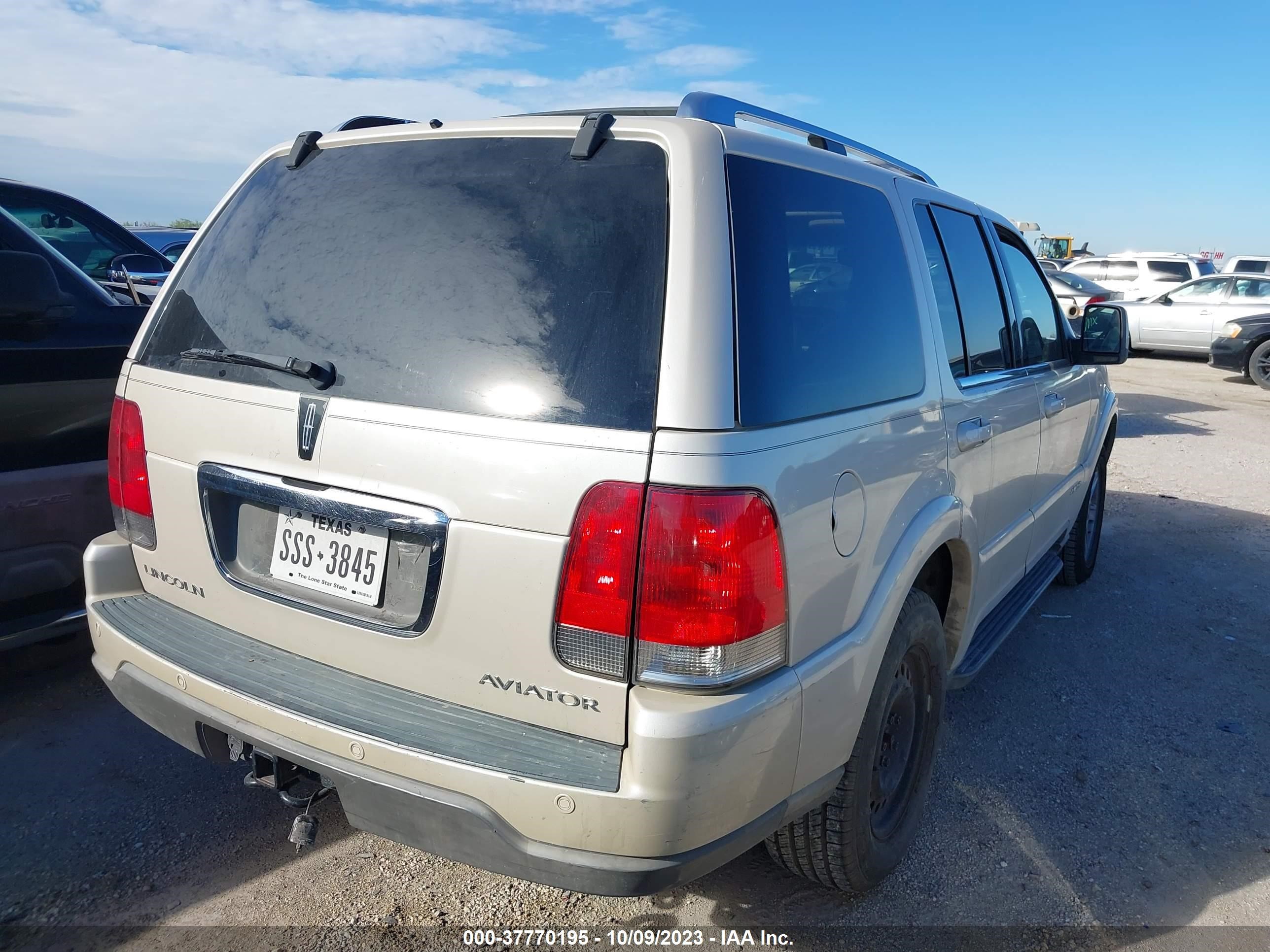 Photo 3 VIN: 5LMEU88H85ZJ01382 - LINCOLN AVIATOR 