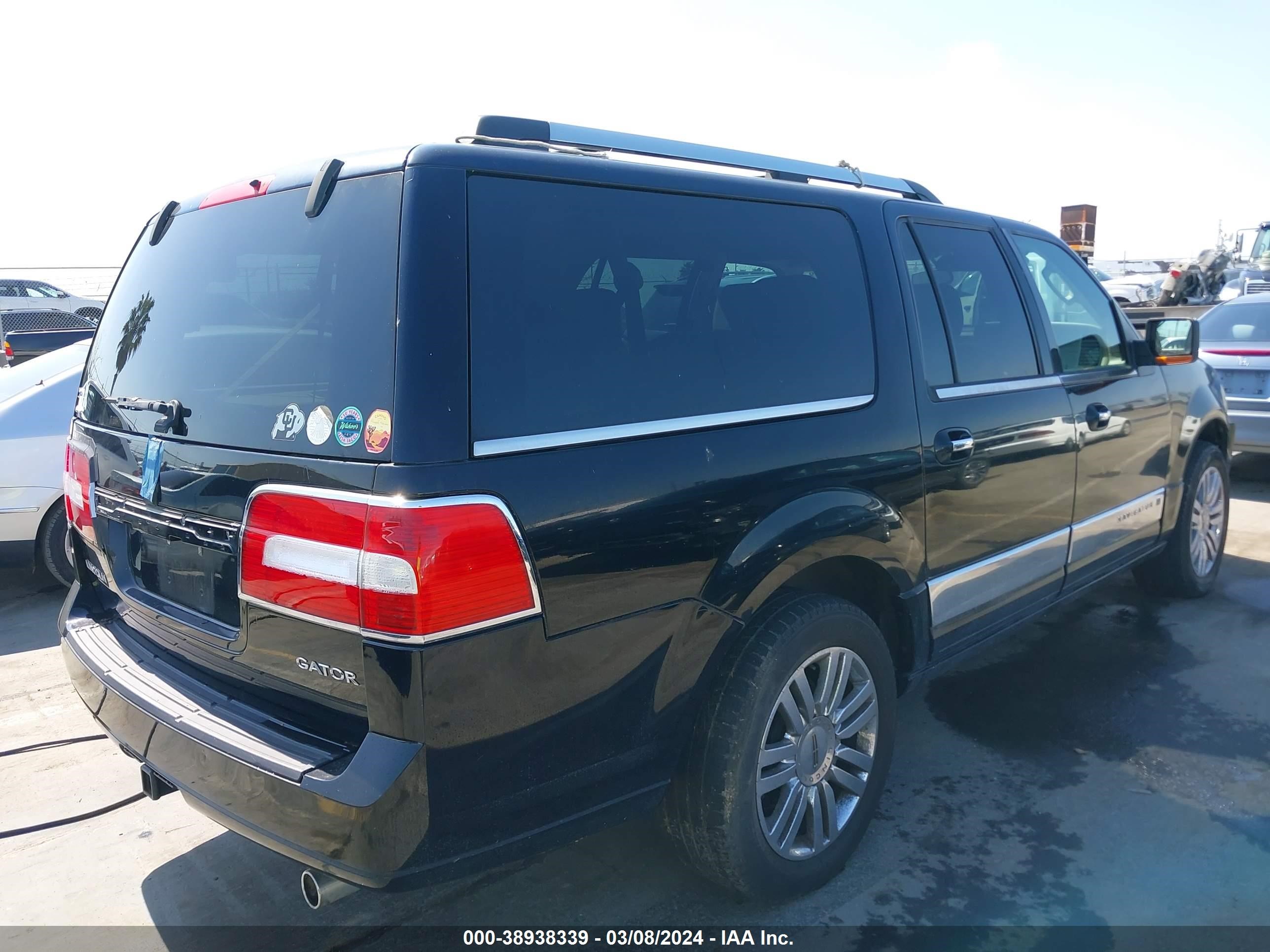 Photo 3 VIN: 5LMFL27587LJ21696 - LINCOLN NAVIGATOR 