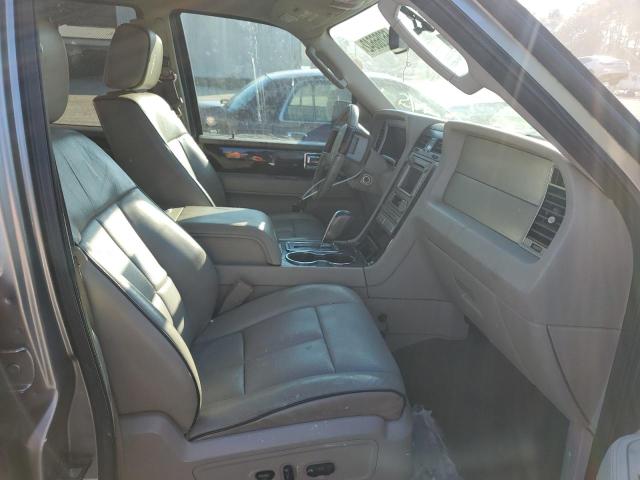 Photo 4 VIN: 5LMFL275X8LJ22334 - LINCOLN NAVIGATOR 