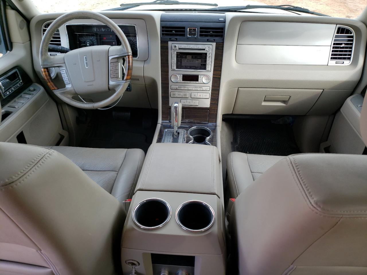 Photo 7 VIN: 5LMFL28538LJ12968 - LINCOLN NAVIGATOR 