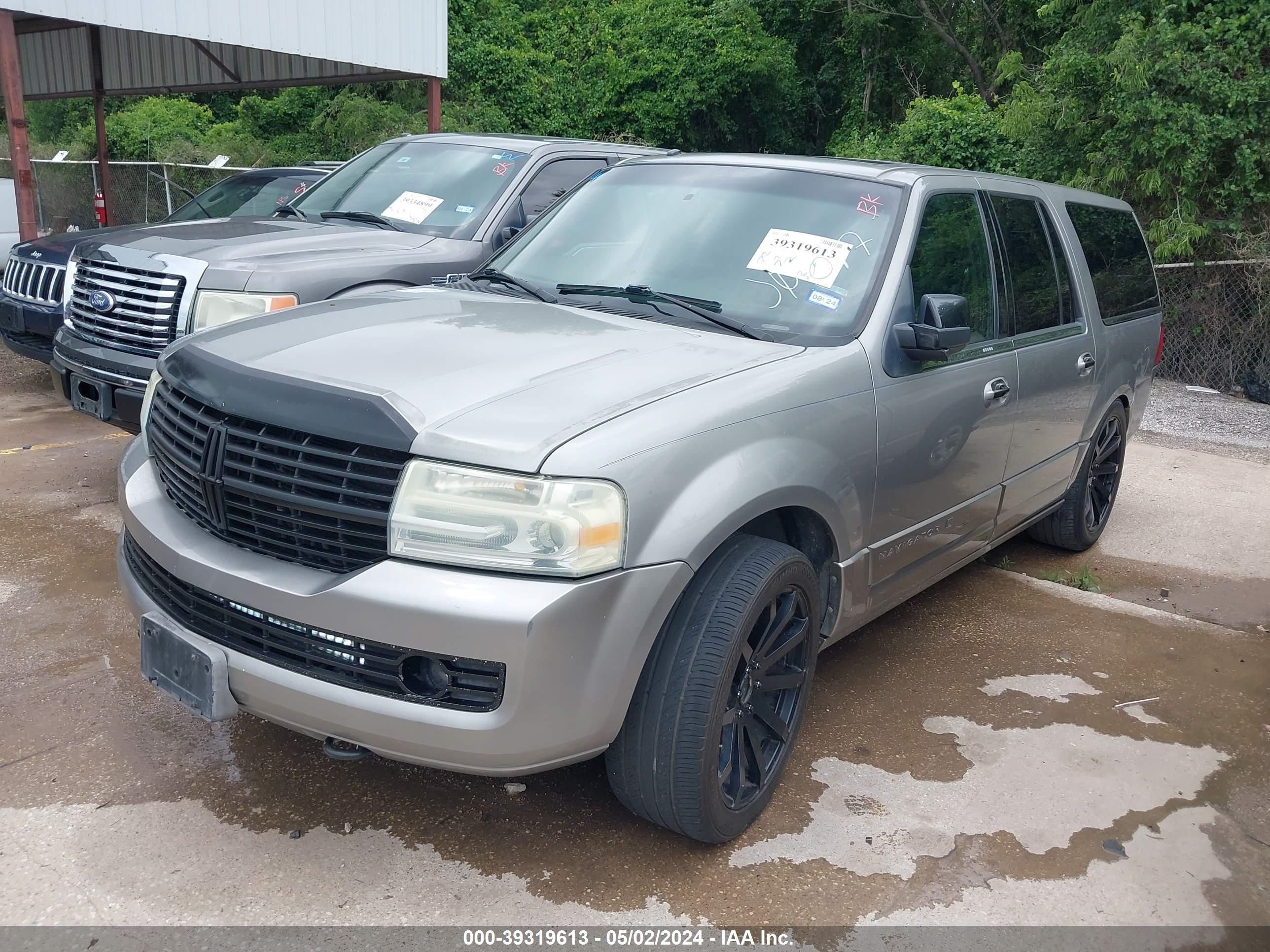 Photo 1 VIN: 5LMFL28568LJ09997 - LINCOLN NAVIGATOR 