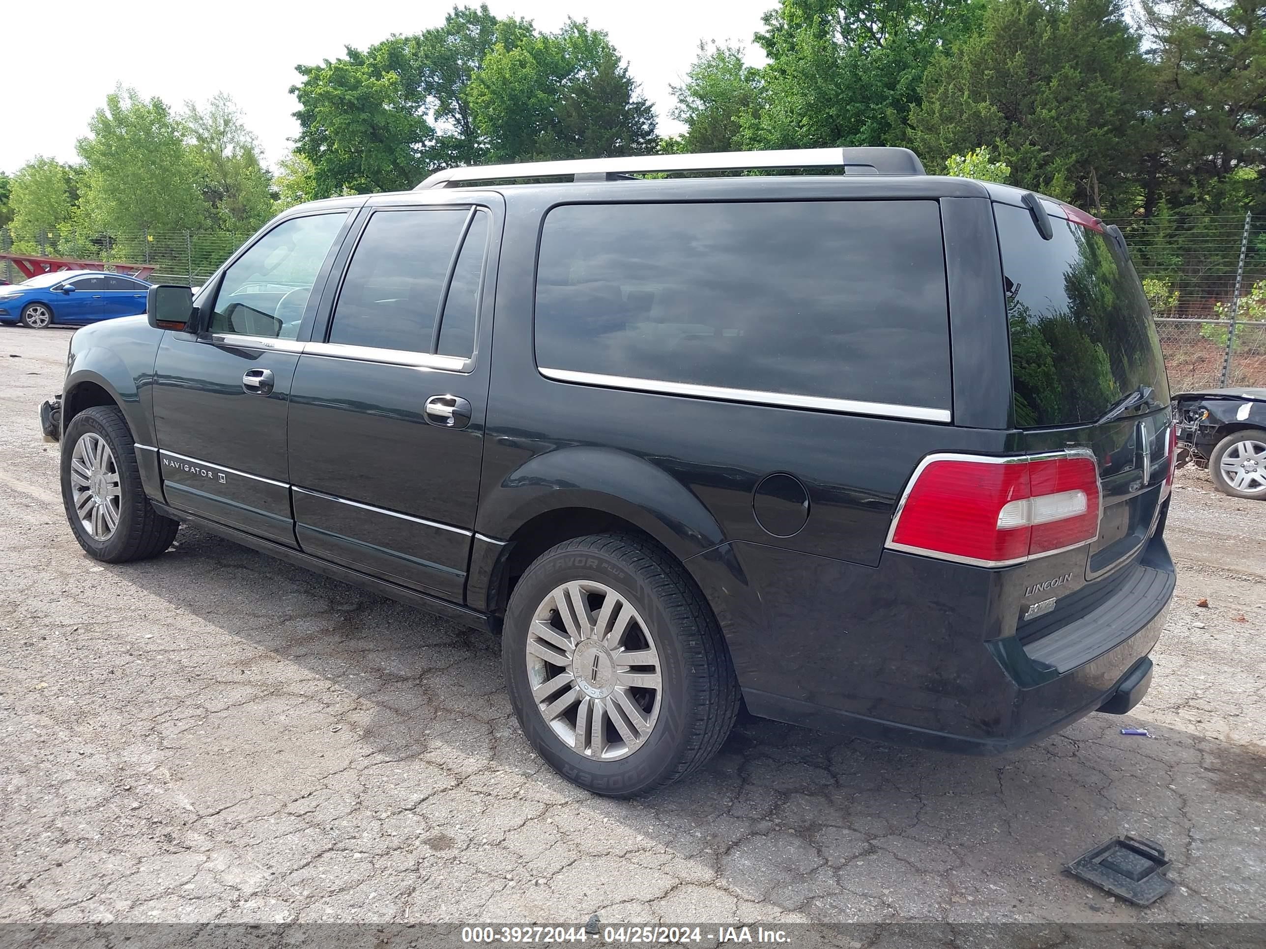 Photo 2 VIN: 5LMFL28568LJ12687 - LINCOLN NAVIGATOR 