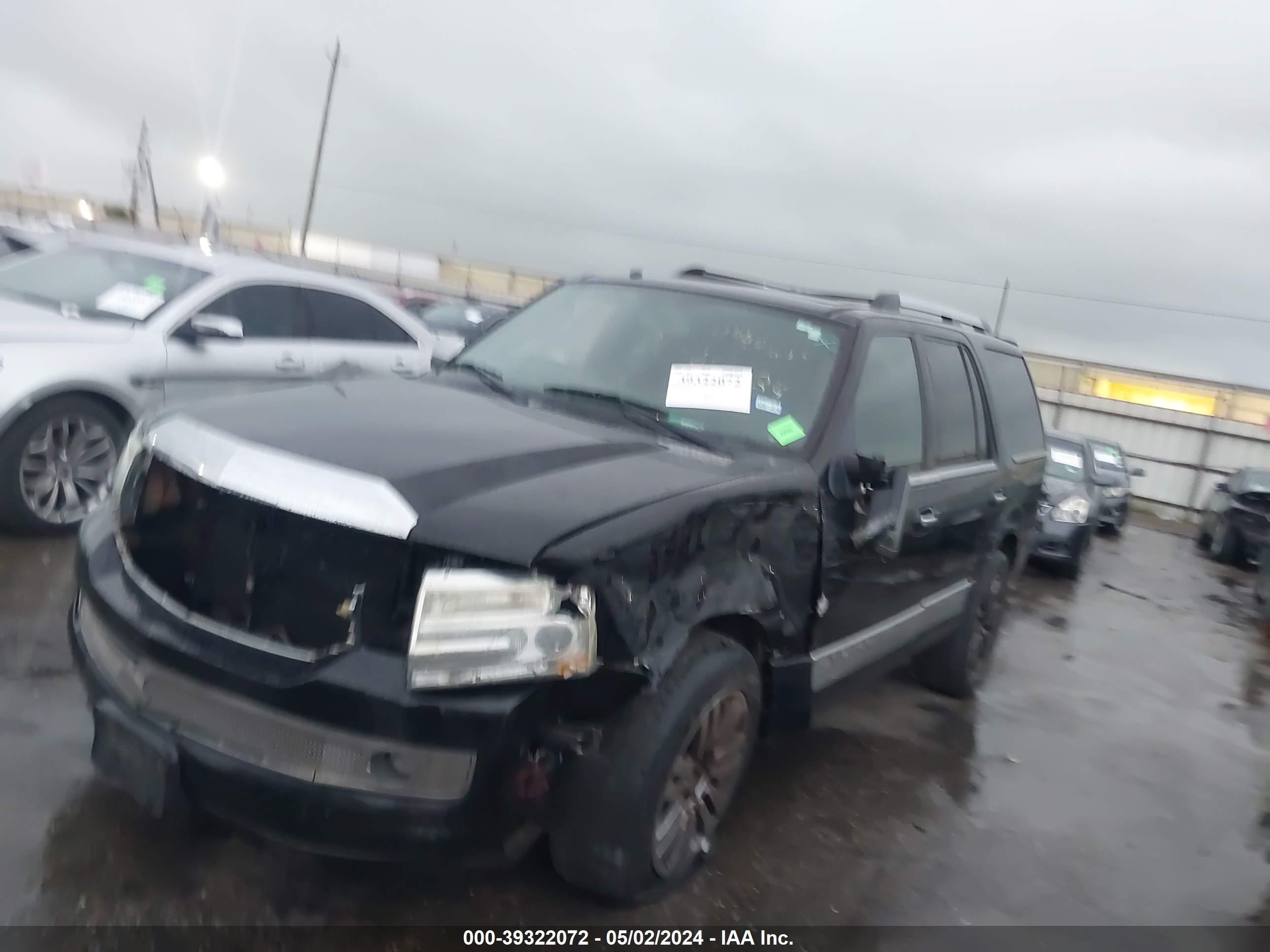 Photo 1 VIN: 5LMFU27518LJ20758 - LINCOLN NAVIGATOR 