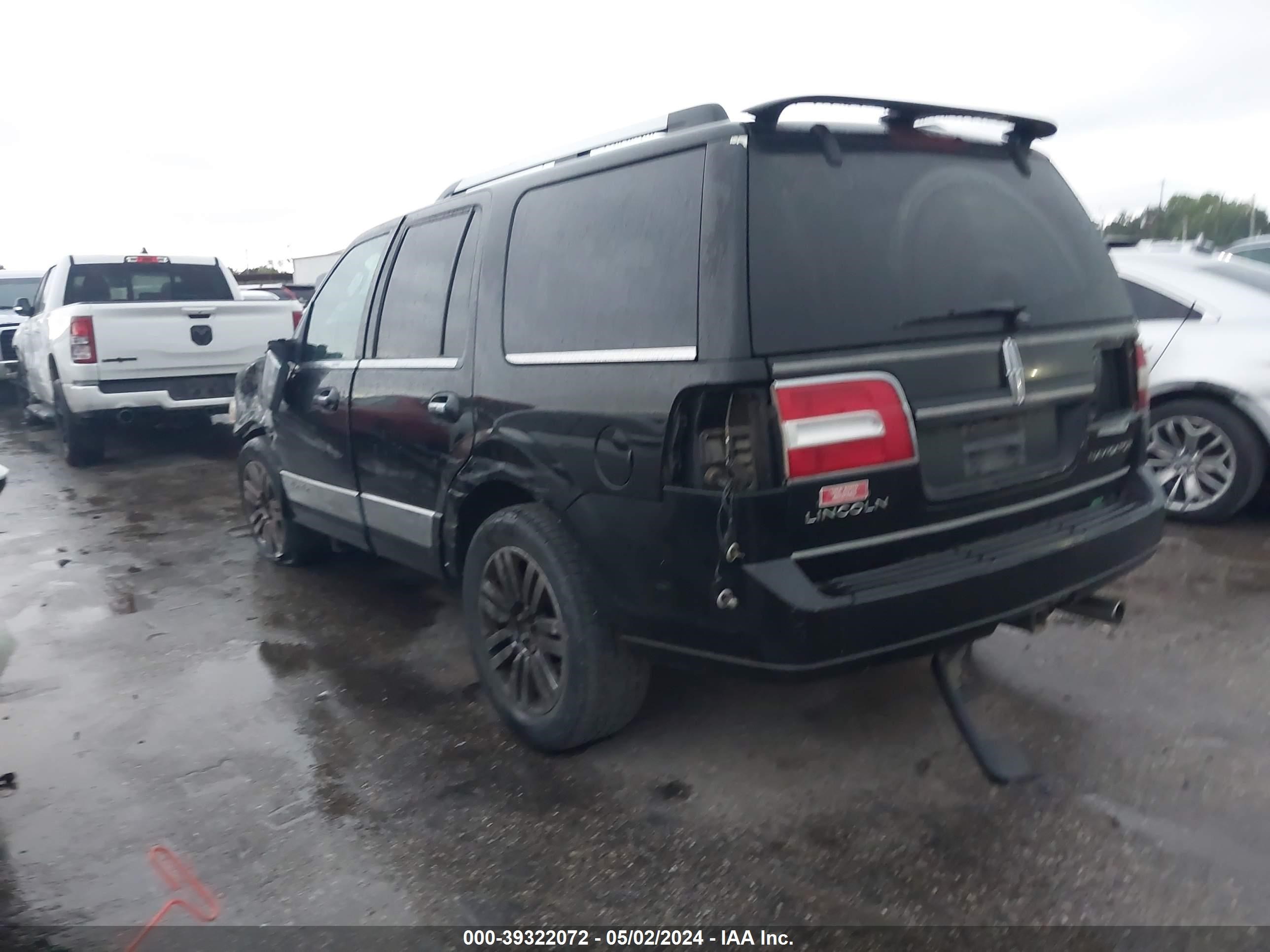 Photo 2 VIN: 5LMFU27518LJ20758 - LINCOLN NAVIGATOR 