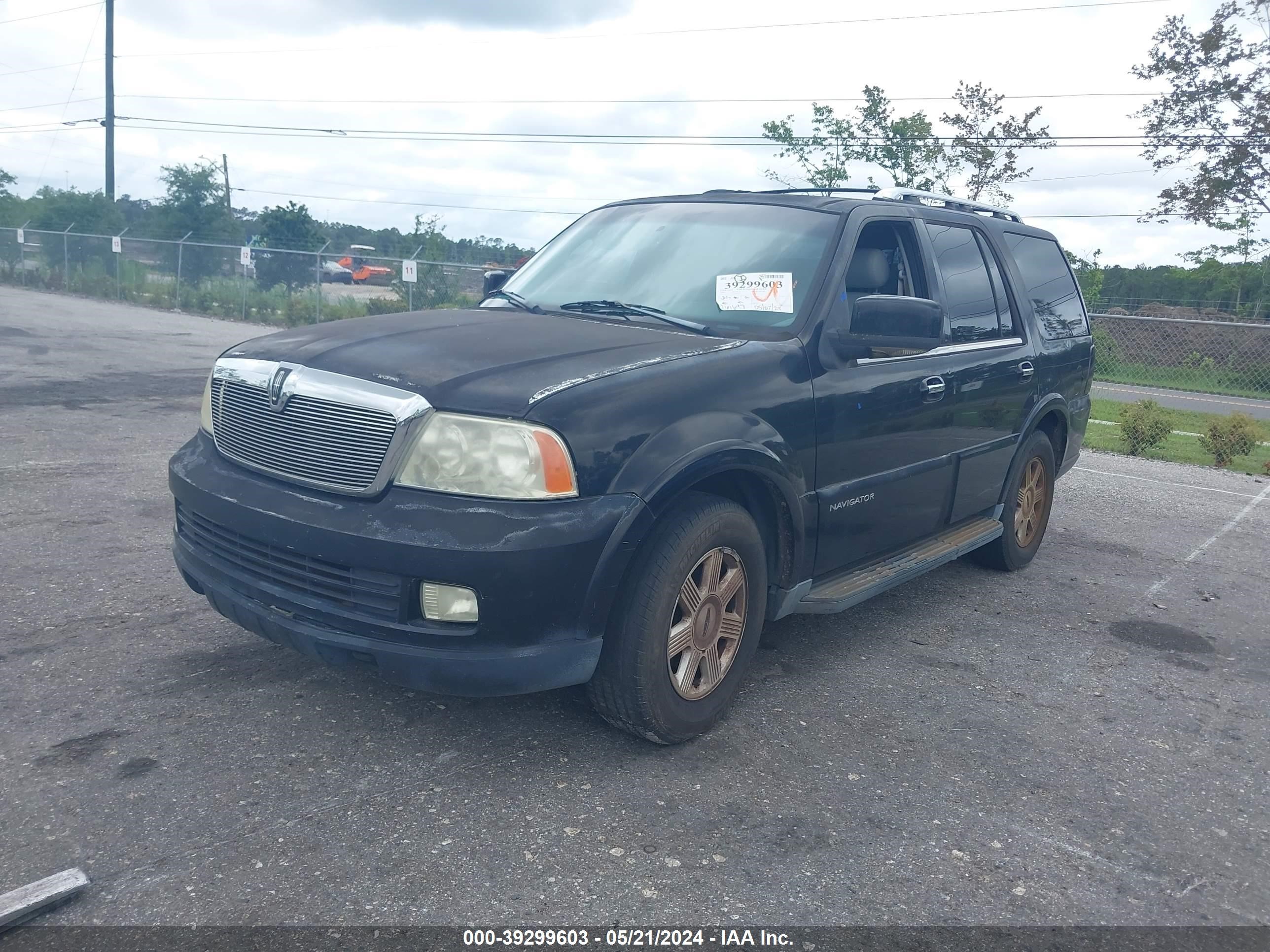 Photo 1 VIN: 5LMFU27526LJ09751 - LINCOLN NAVIGATOR 