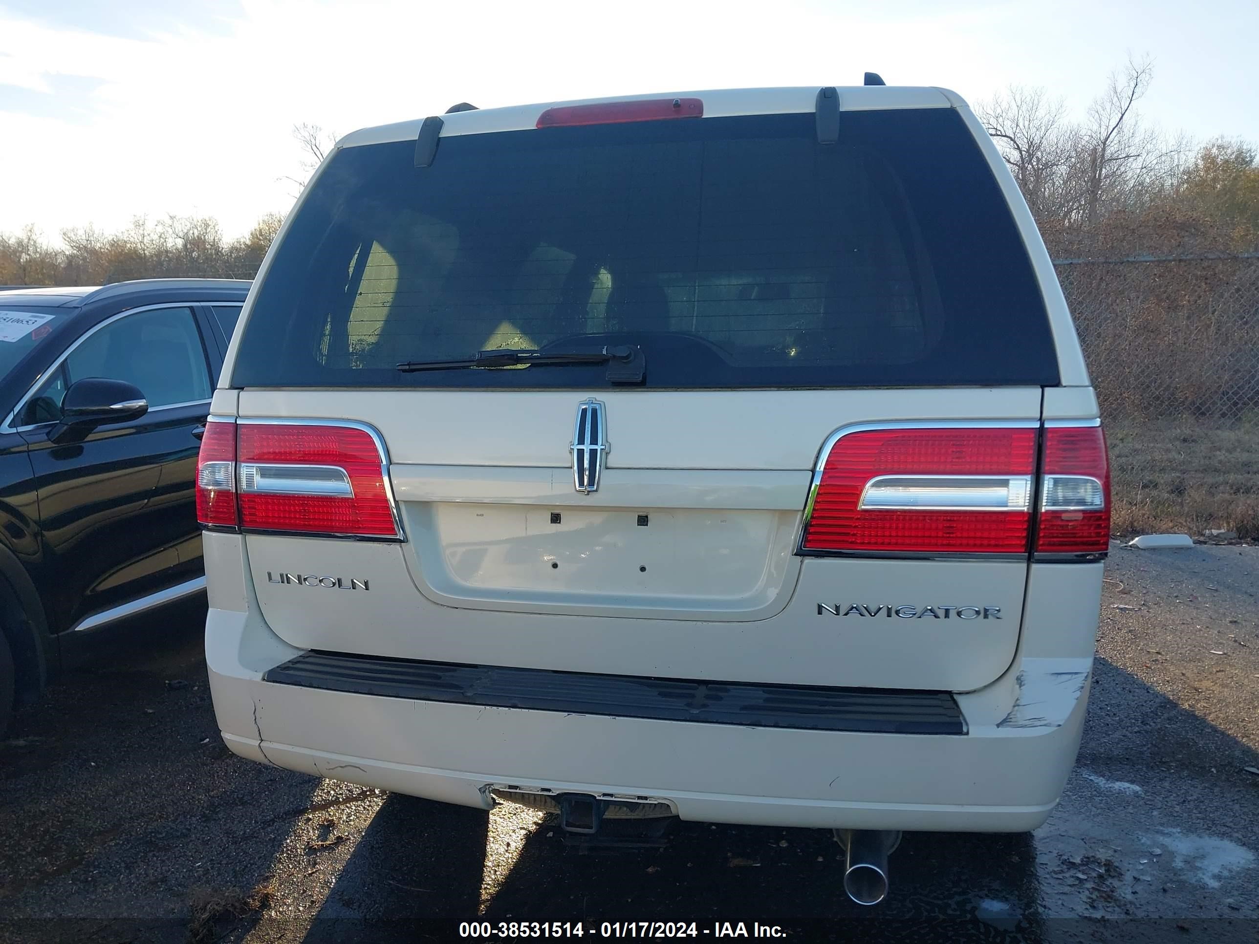 Photo 14 VIN: 5LMFU27537LJ14524 - LINCOLN NAVIGATOR 