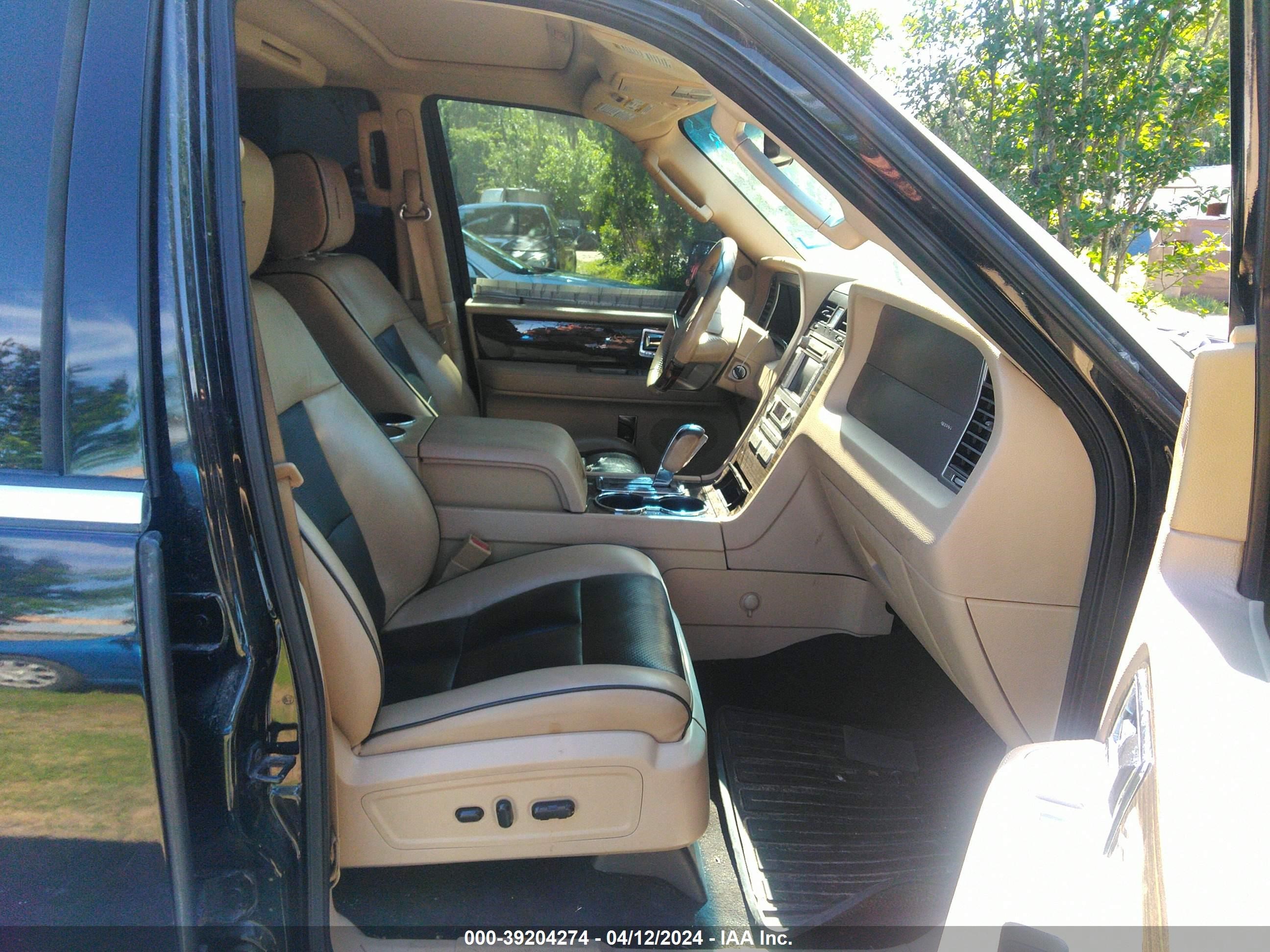 Photo 5 VIN: 5LMFU27538LJ10765 - LINCOLN NAVIGATOR 