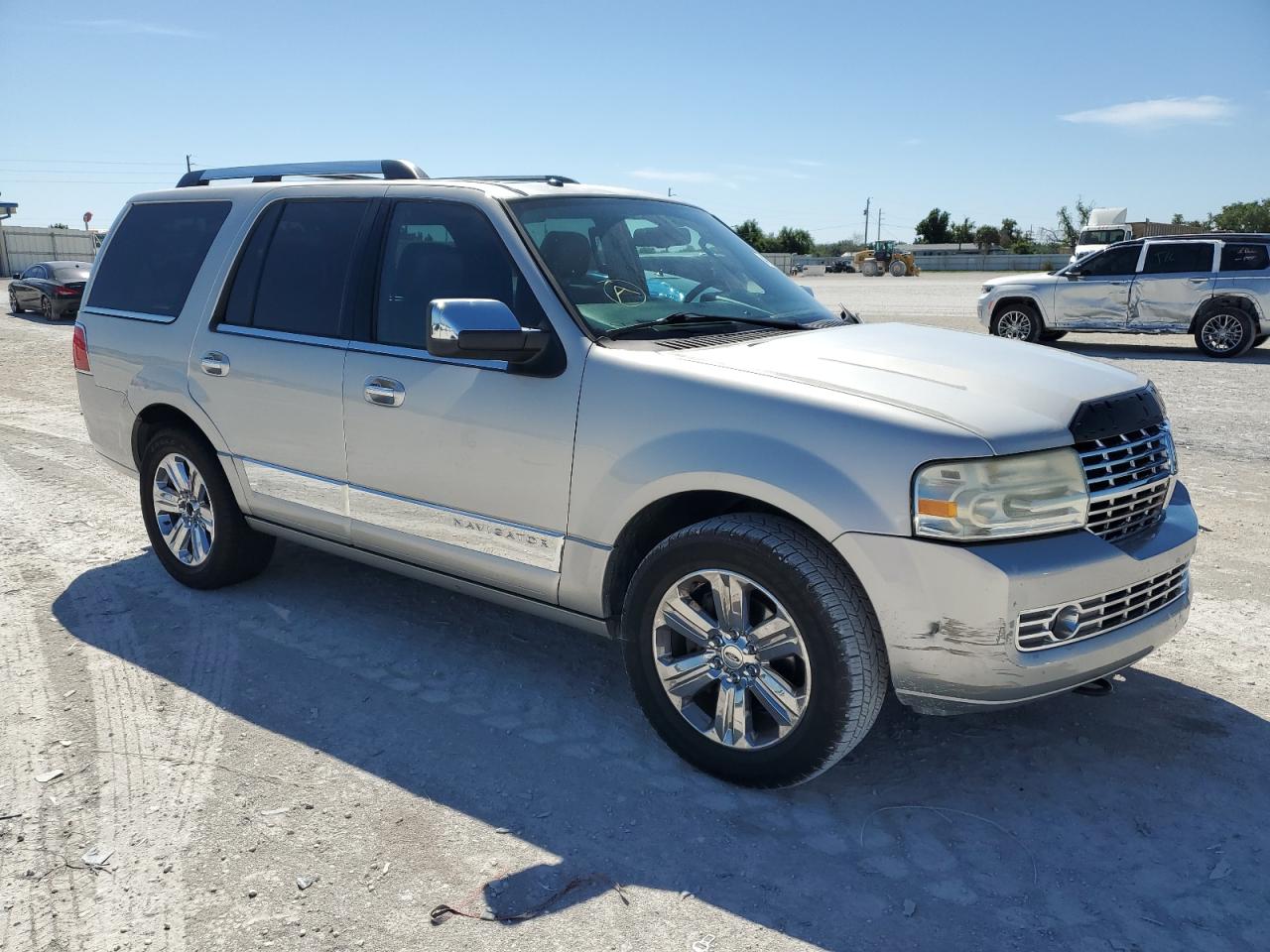 Photo 3 VIN: 5LMFU27547LJ17285 - LINCOLN NAVIGATOR 